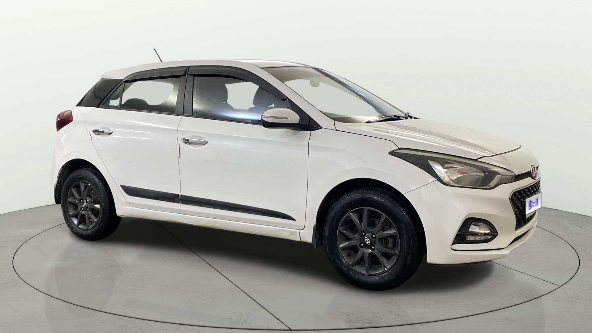 2020 SPORTZ PLUS 1.2 — ₹4.97L on Cars24