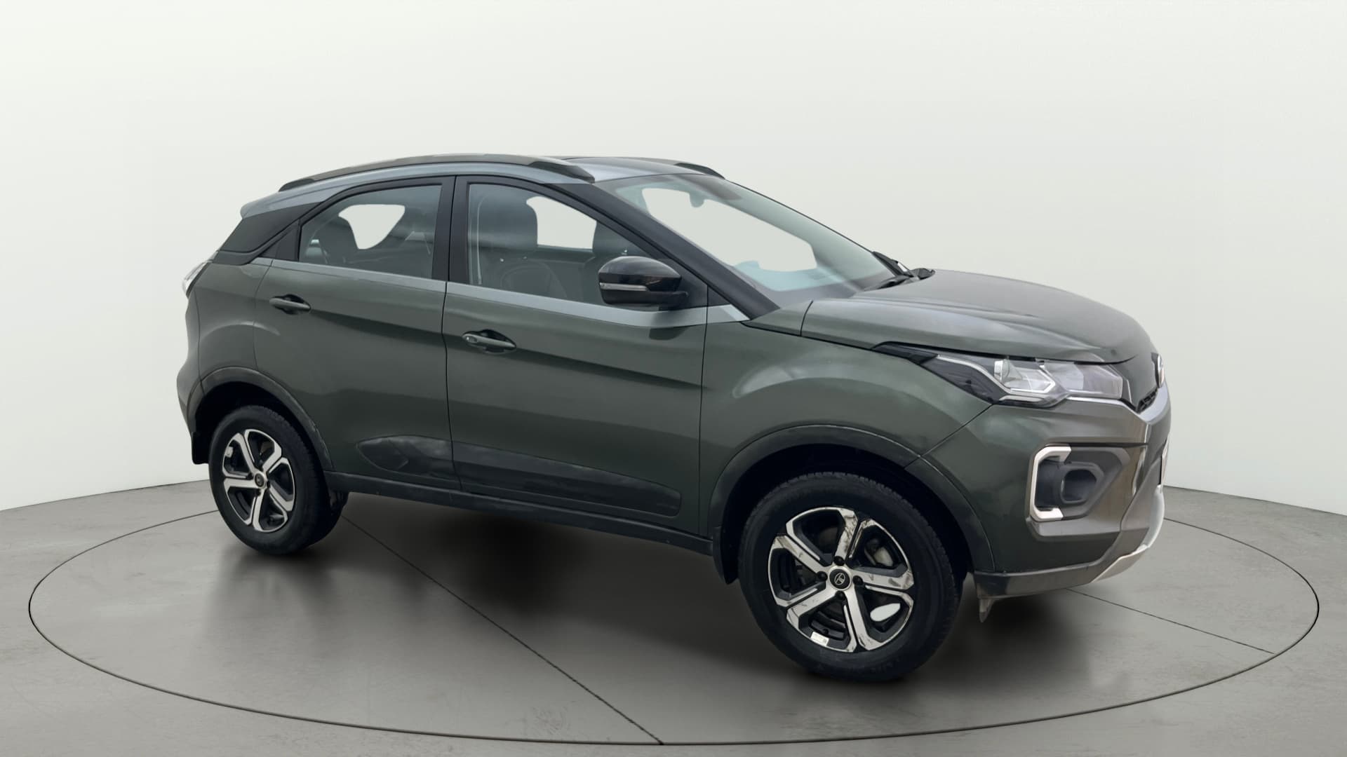 2022 XZA PLUS (HS) PETROL — ₹9.29L on Cars24