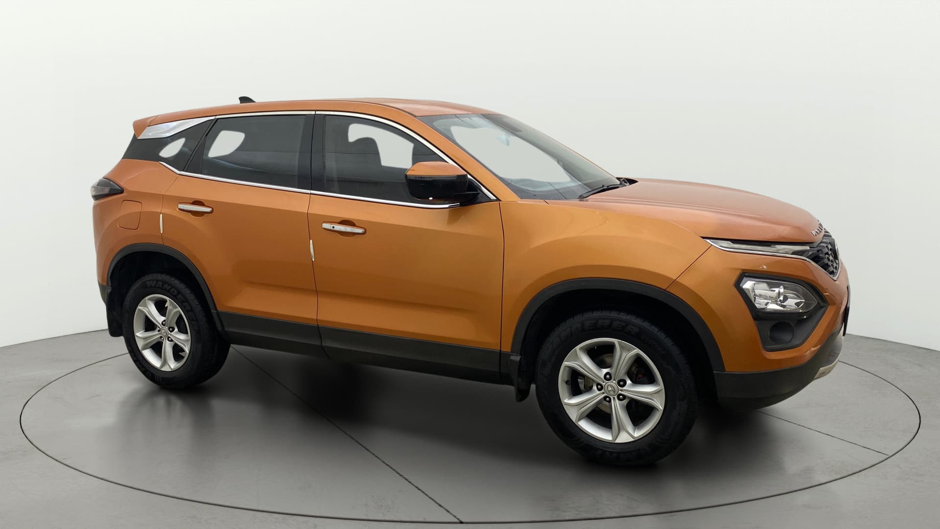 2019 XZ 2.0L — ₹10.4L on Cars24