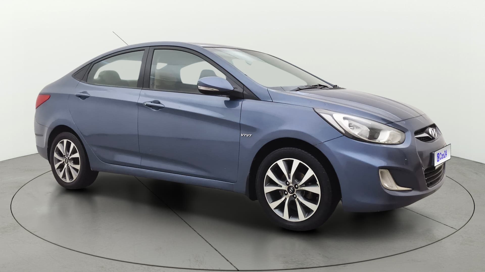 2014 FLUIDIC 1.6 VTVT SX — ₹4.16L on Cars24