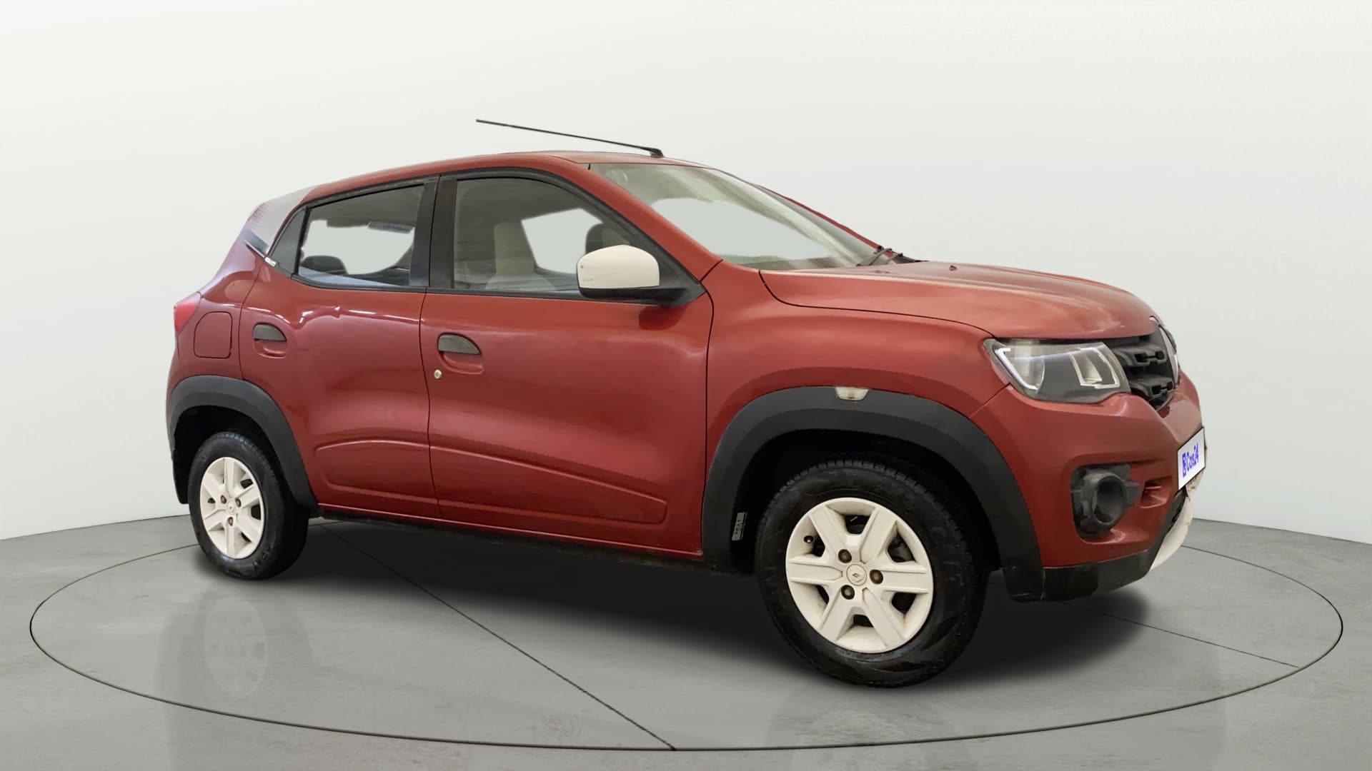 2017 RXT 0.8 — ₹1.68L on Cars24