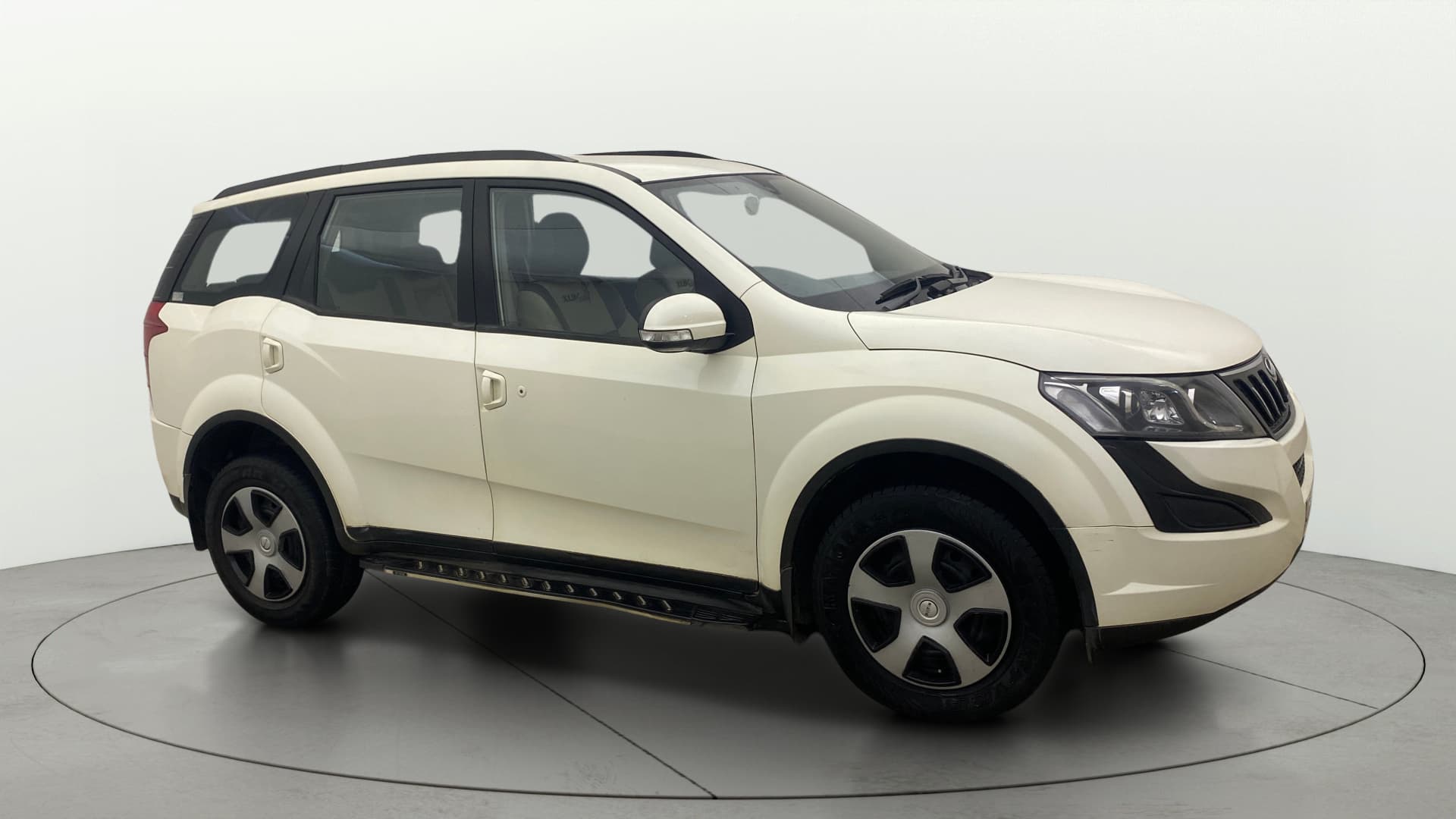 2017 W6 AT 1.99 — ₹7.79L on Cars24