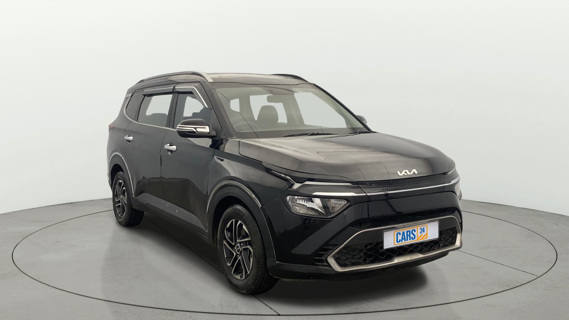 2022 PRESTIGE PLUS 1.4 PETROL 7 STR — ₹8.48L on Cars24