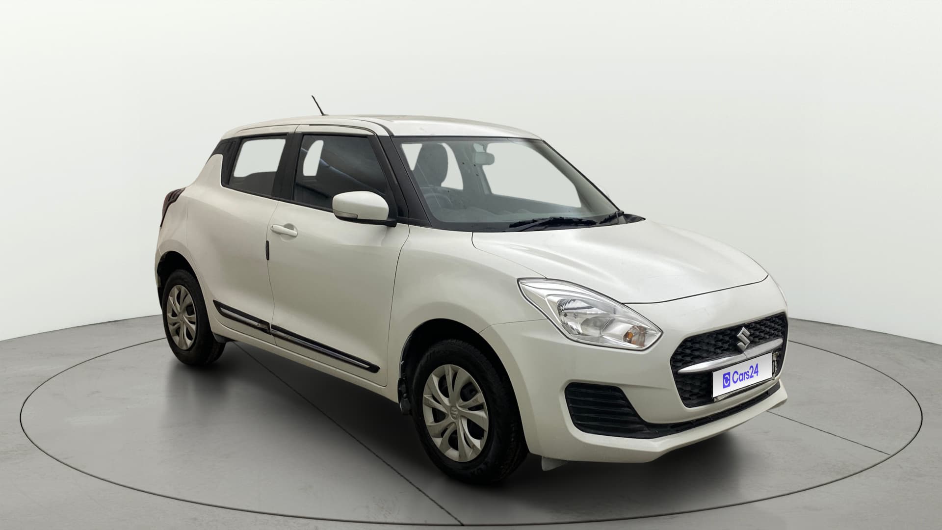 2022 VXI AMT — ₹5.87L on Cars24