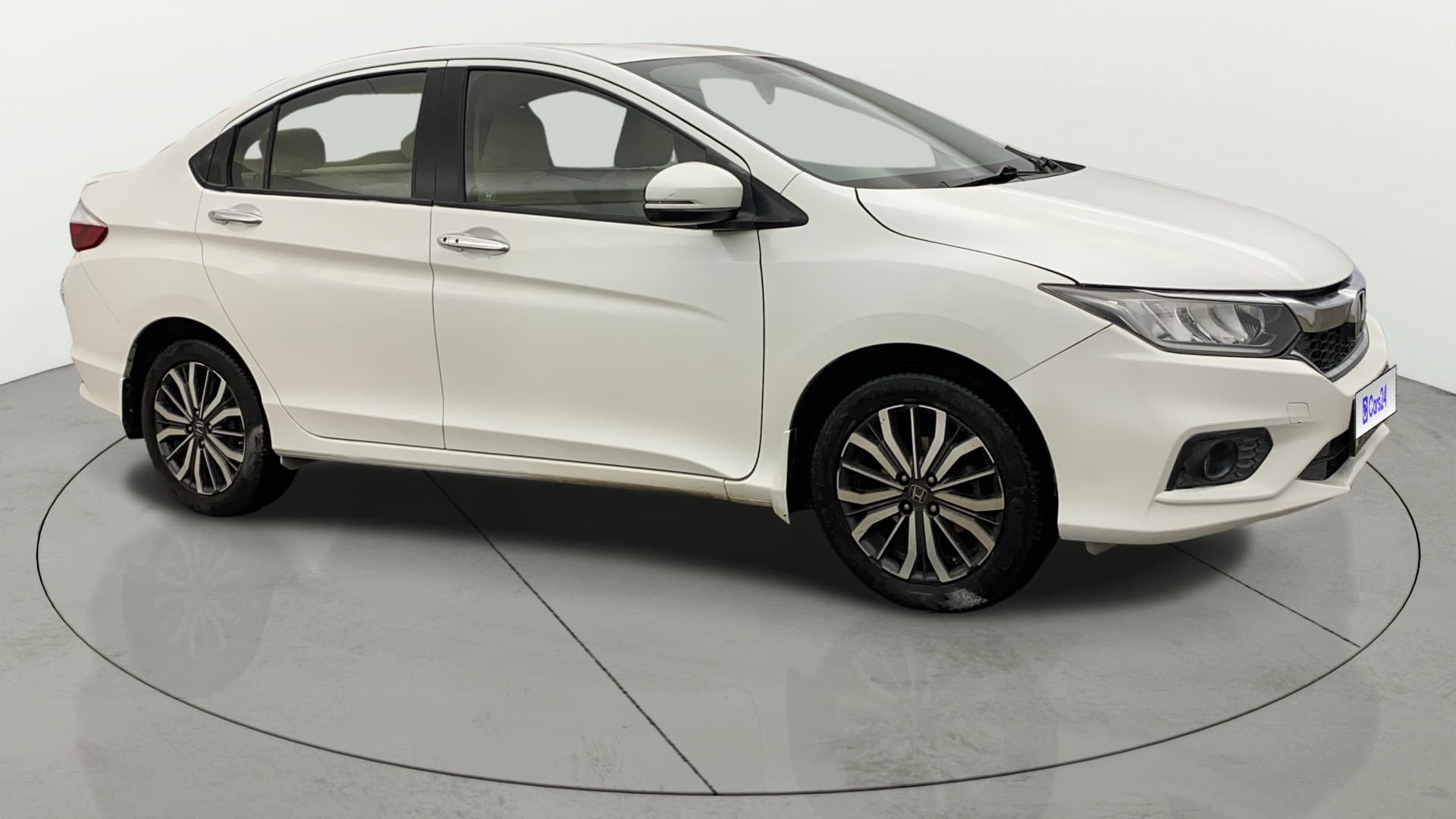 2018 1.5L I-VTEC ZX CVT — ₹6.03L on Cars24