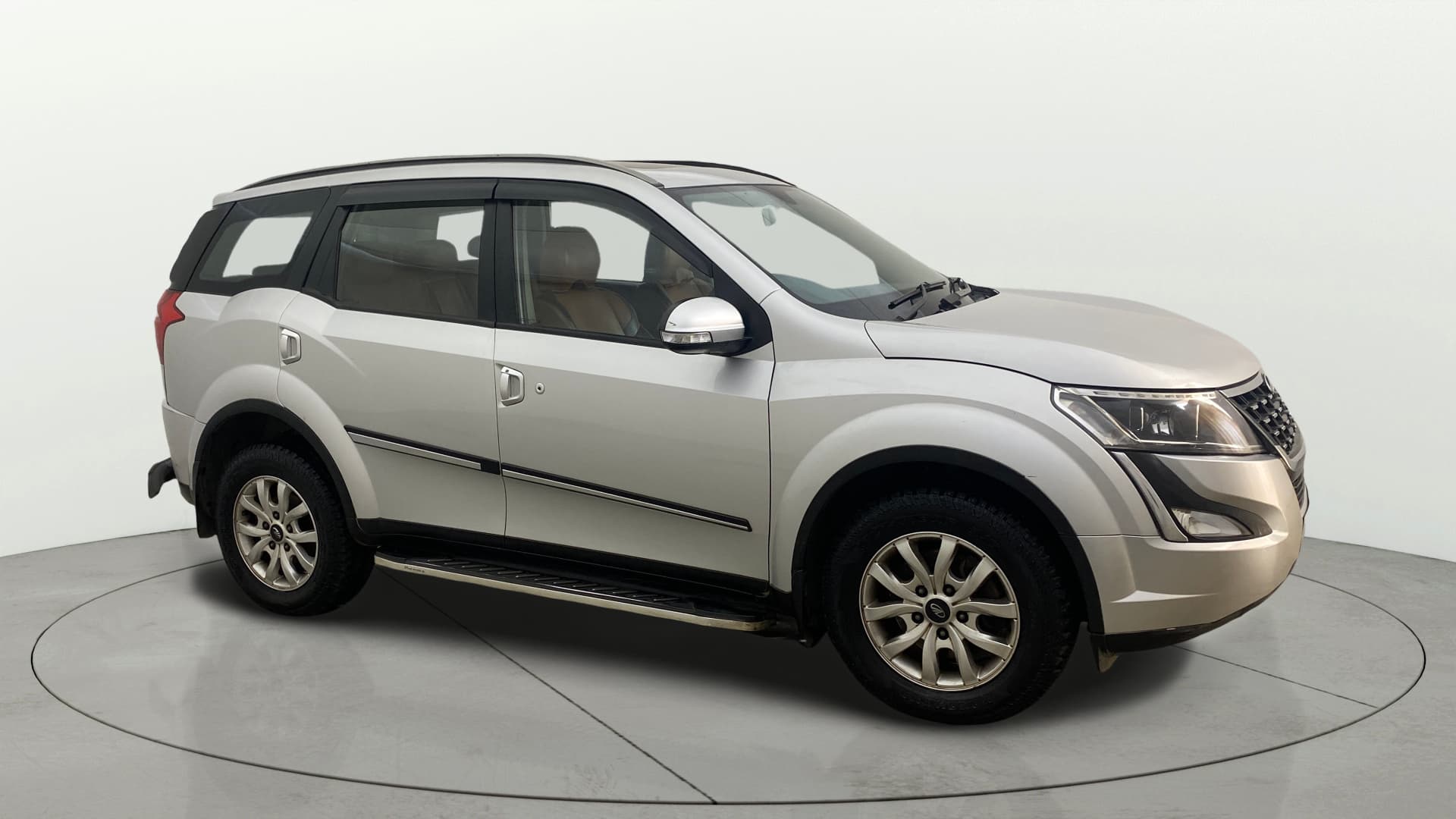 2018 W9 AT — ₹10.4L on Cars24