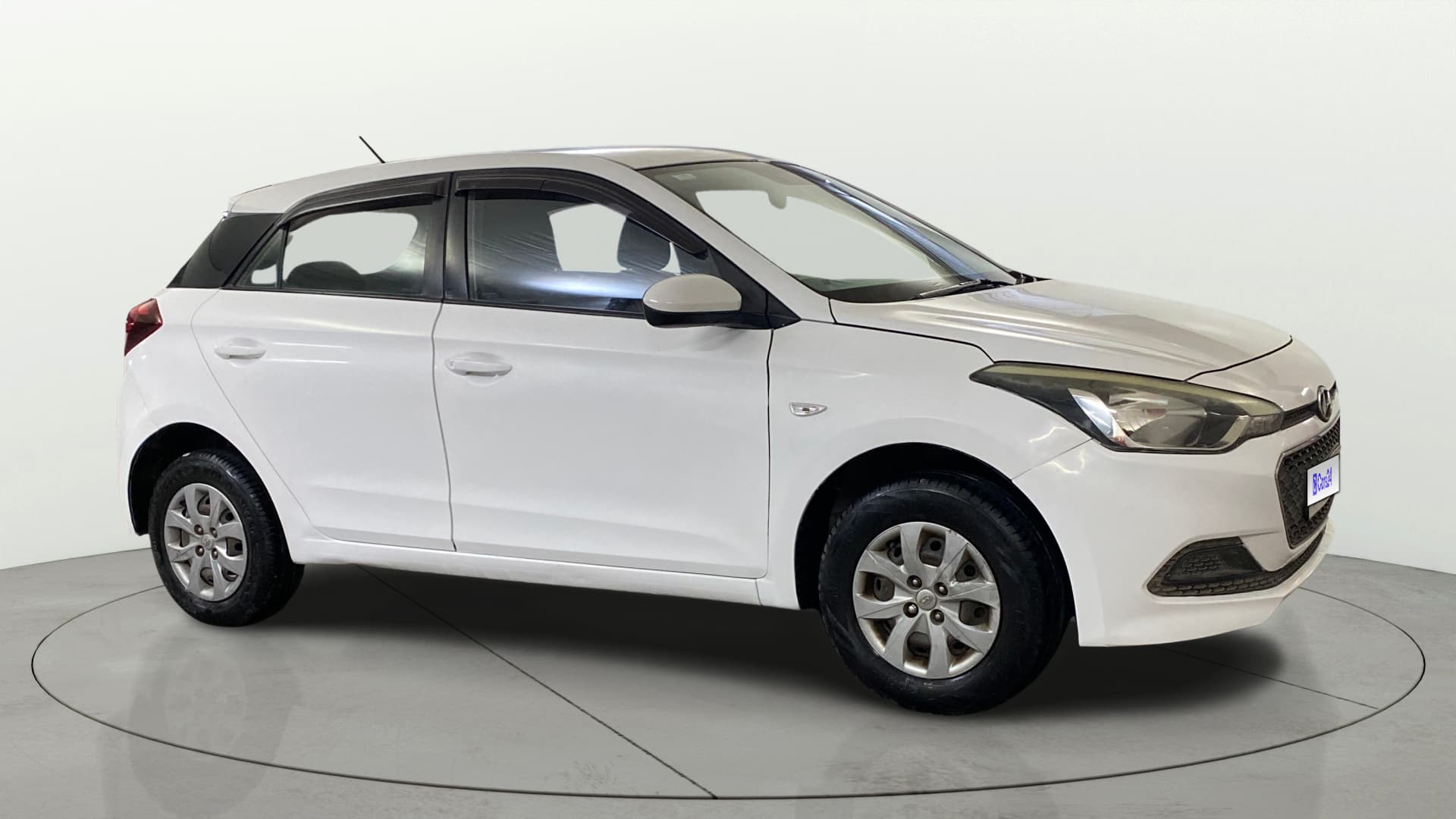 2016 MAGNA 1.2 — ₹3.58L on Cars24