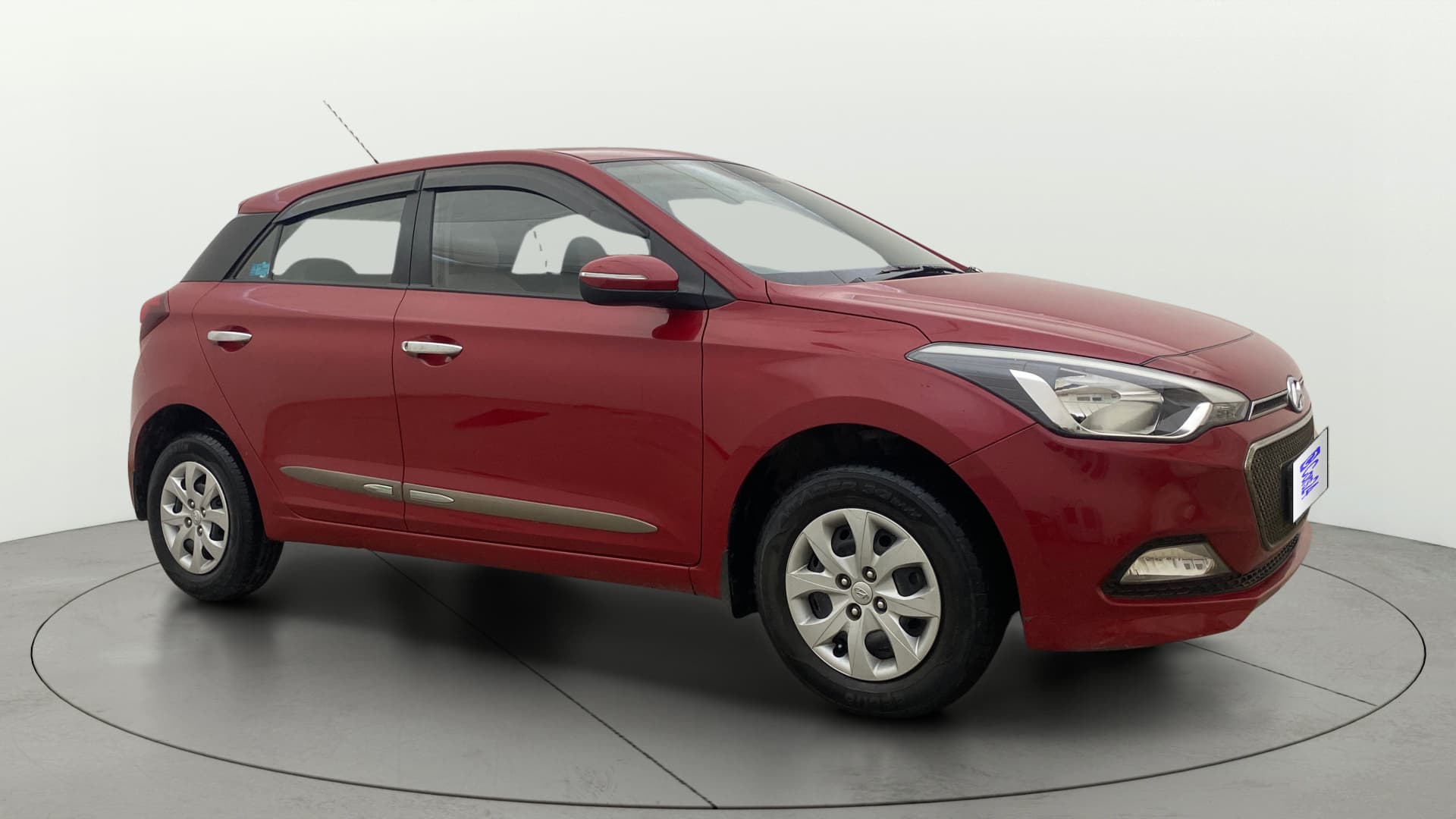 2017 SPORTZ 1.2 — ₹4.90L on Cars24
