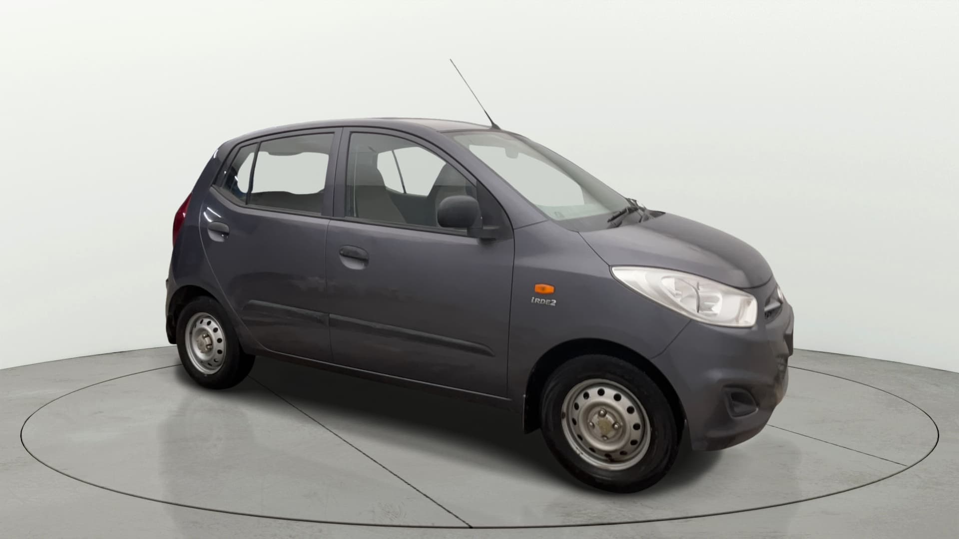 2014 MAGNA 1.1 — ₹1.73L on Cars24