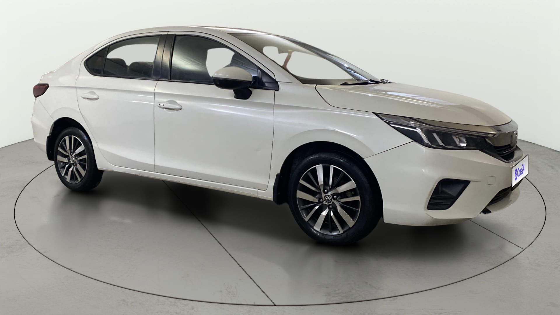 2021 1.5L I-VTEC VX CVT — ₹8.05L on Cars24