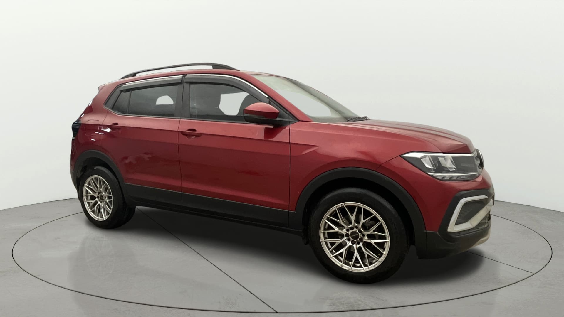 2024 COMFORTLINE 1.0 TSI MT — ₹8.72L on Cars24