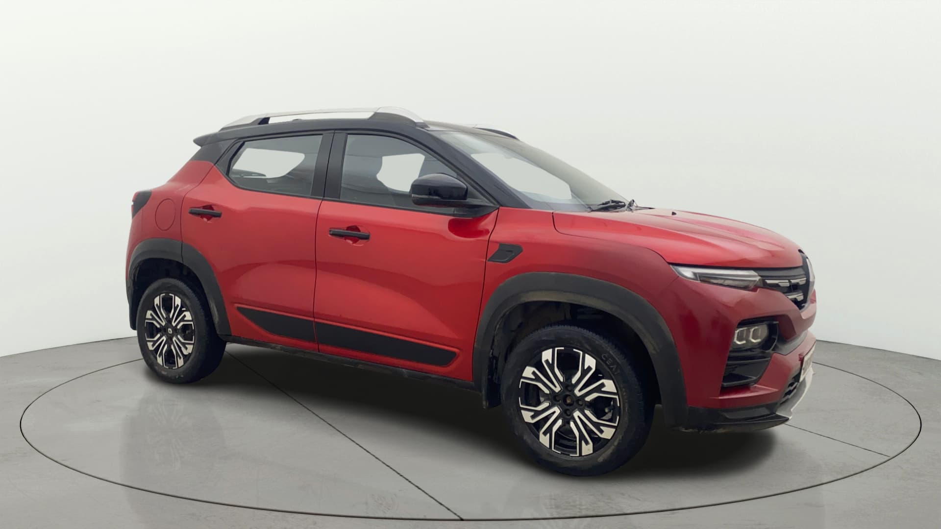 2022 RXT (O) AMT DUAL TONE — ₹6.05L on Cars24