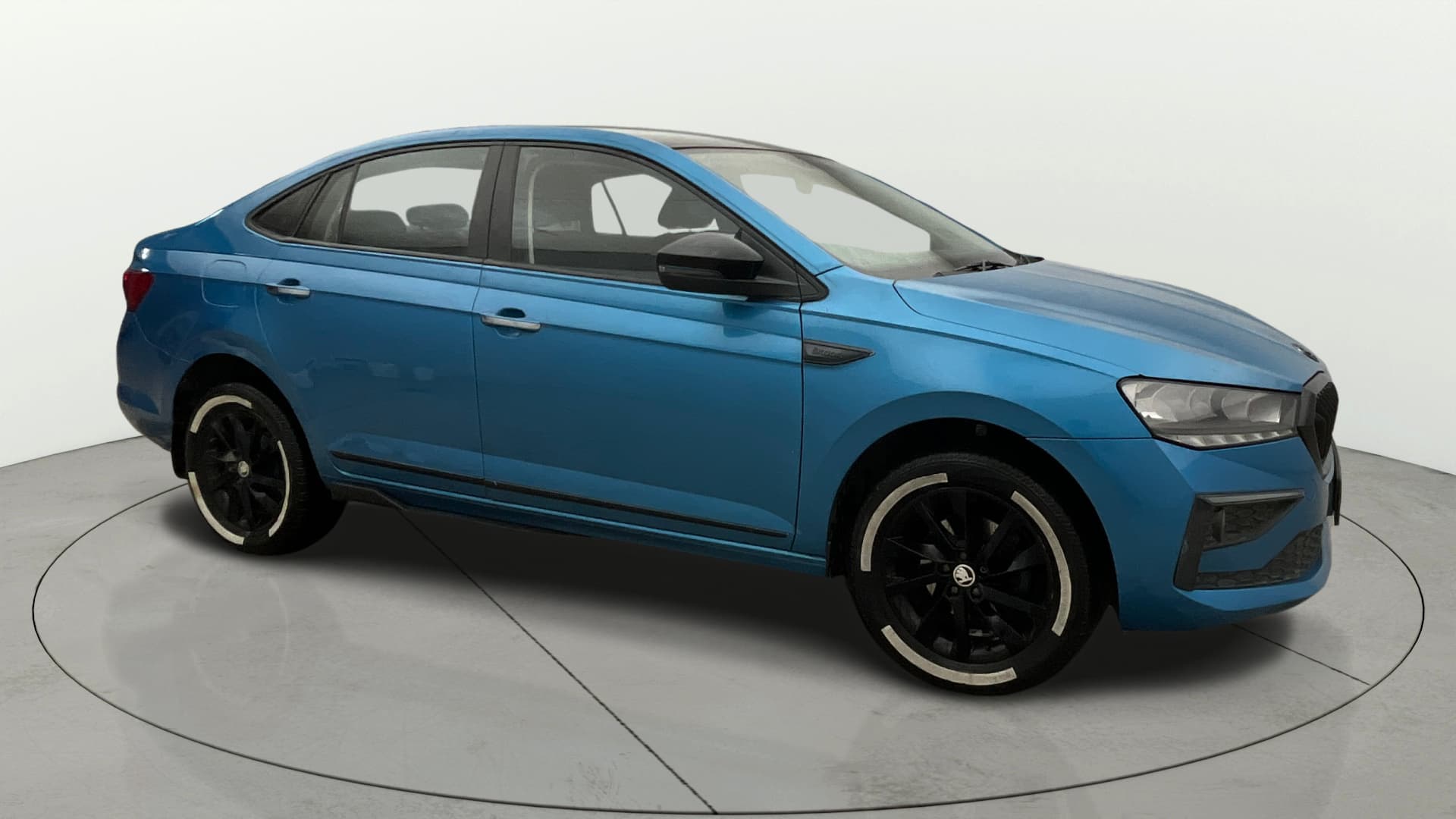 2023 AMBITION 1.0L TSI MT — ₹8.58L on Cars24
