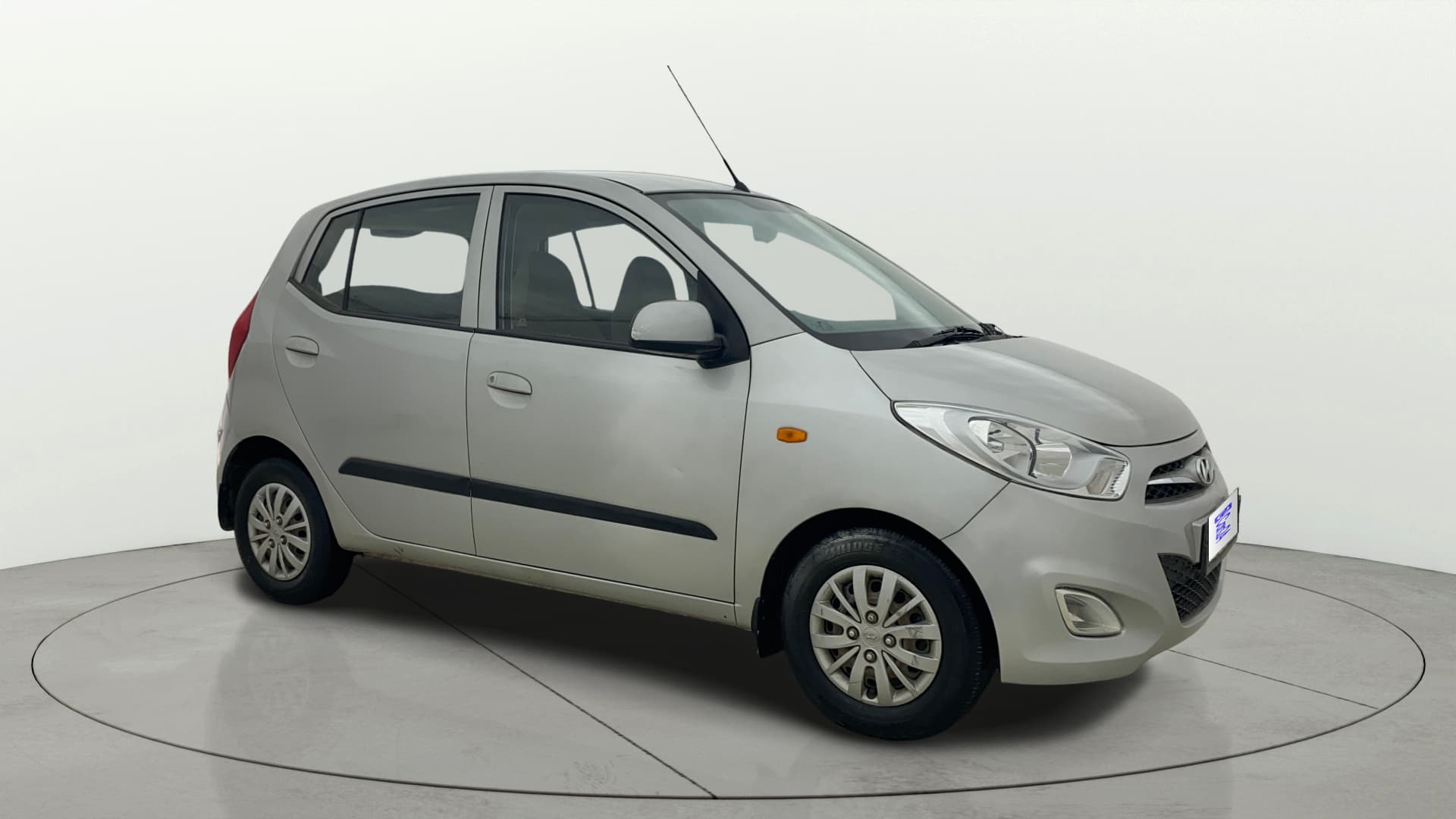 2015 SPORTZ 1.1 — ₹1.82L on Cars24