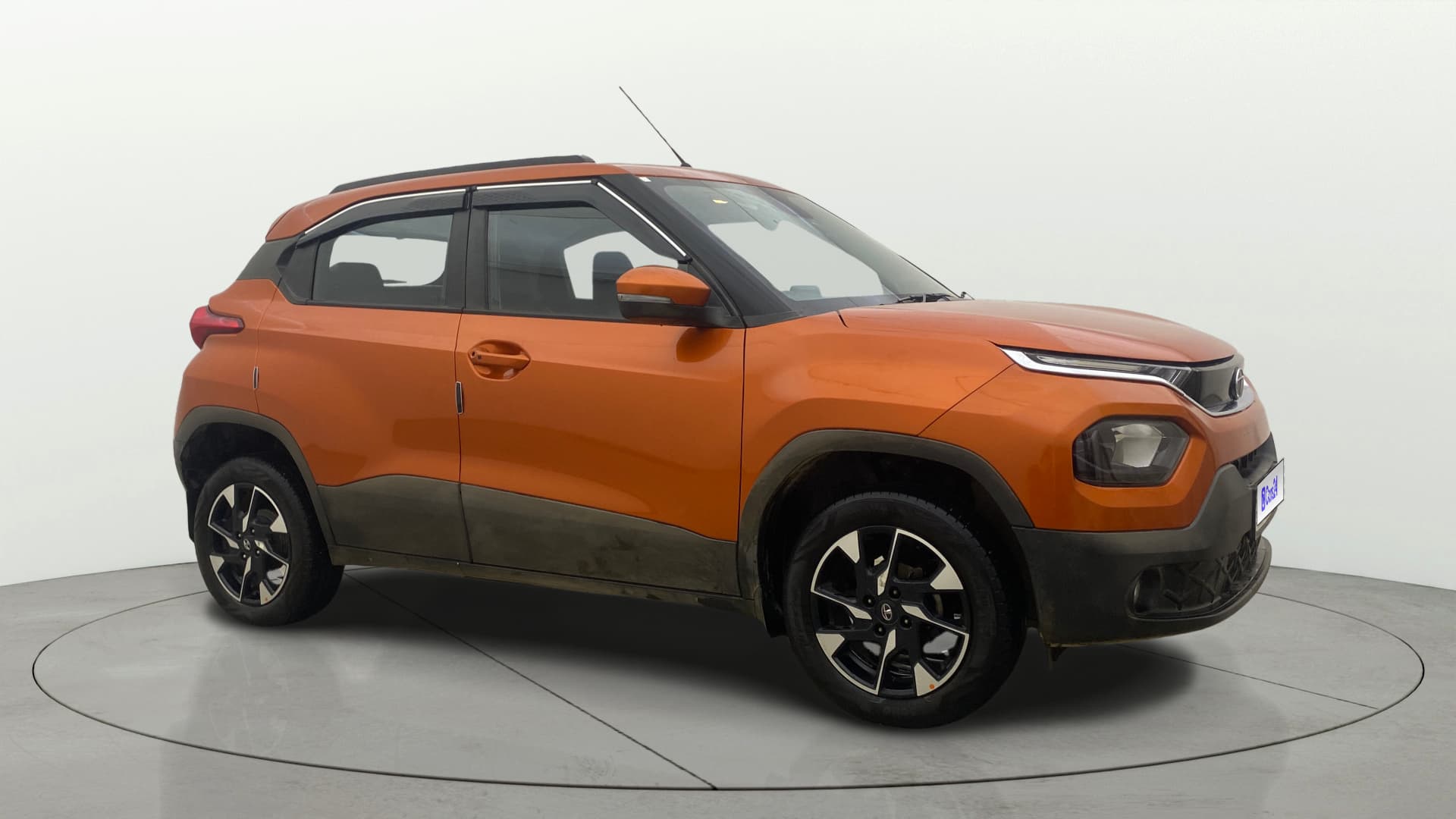 2022 CREATIVE AMT — ₹7.20L on Cars24