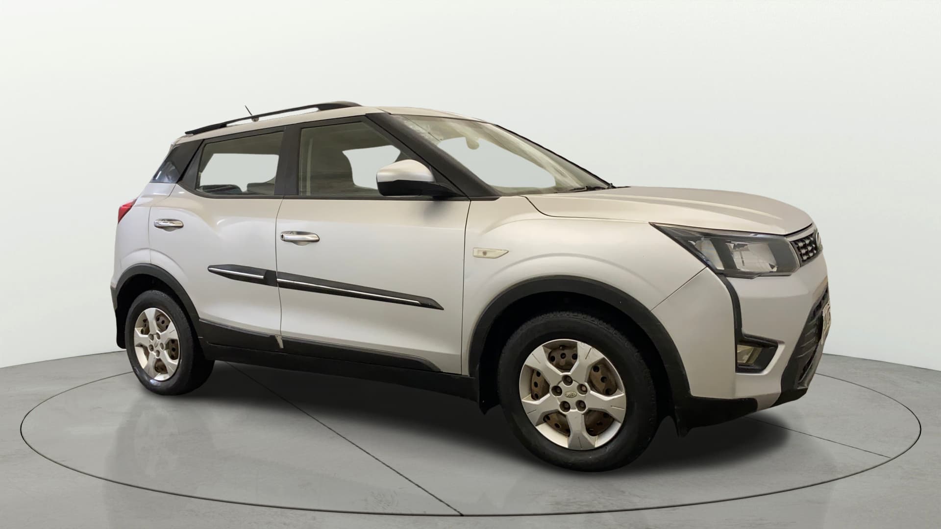 2020 Mahindra XUV300 — used car price guide