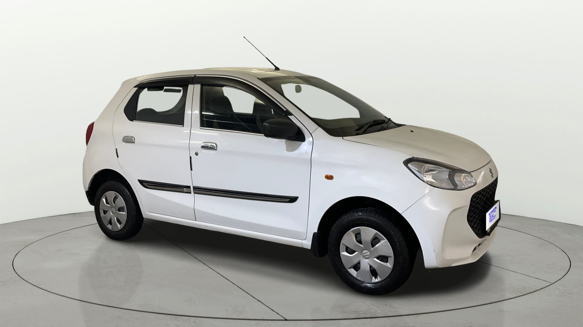 2023 VXI — ₹3.00L on Cars24