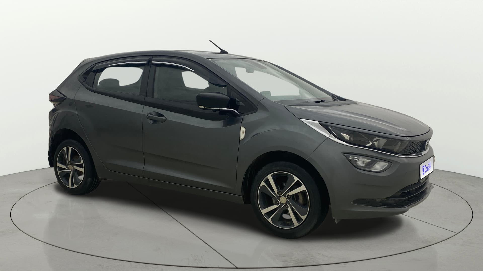 2022 XZA PLUS — ₹5.80L on Cars24