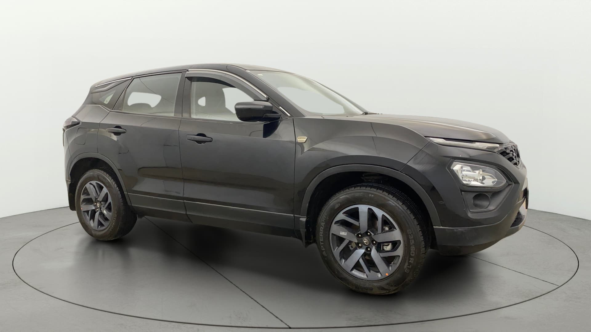2022 XZA PLUS 2.0L — ₹12.2L on Cars24