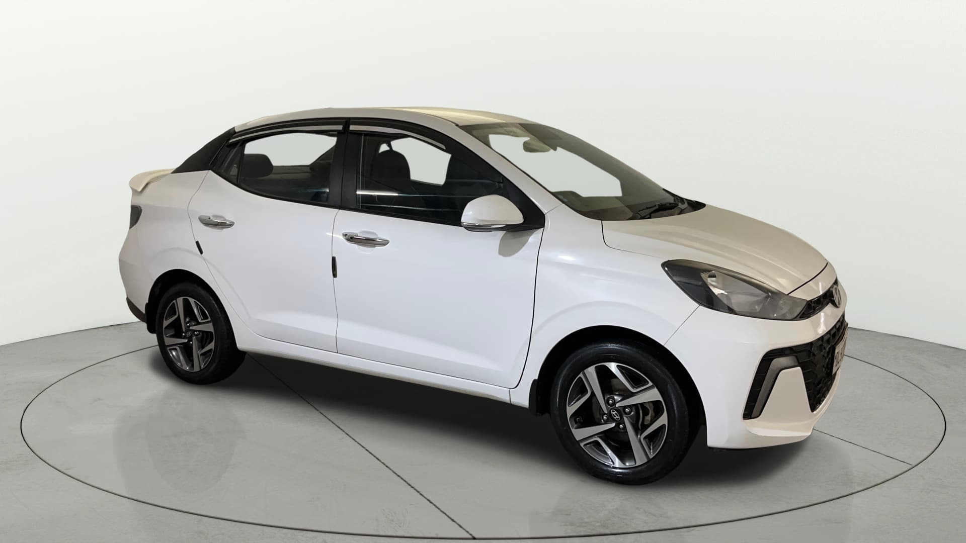 2023 Hyundai Aura Sx — used car price guide