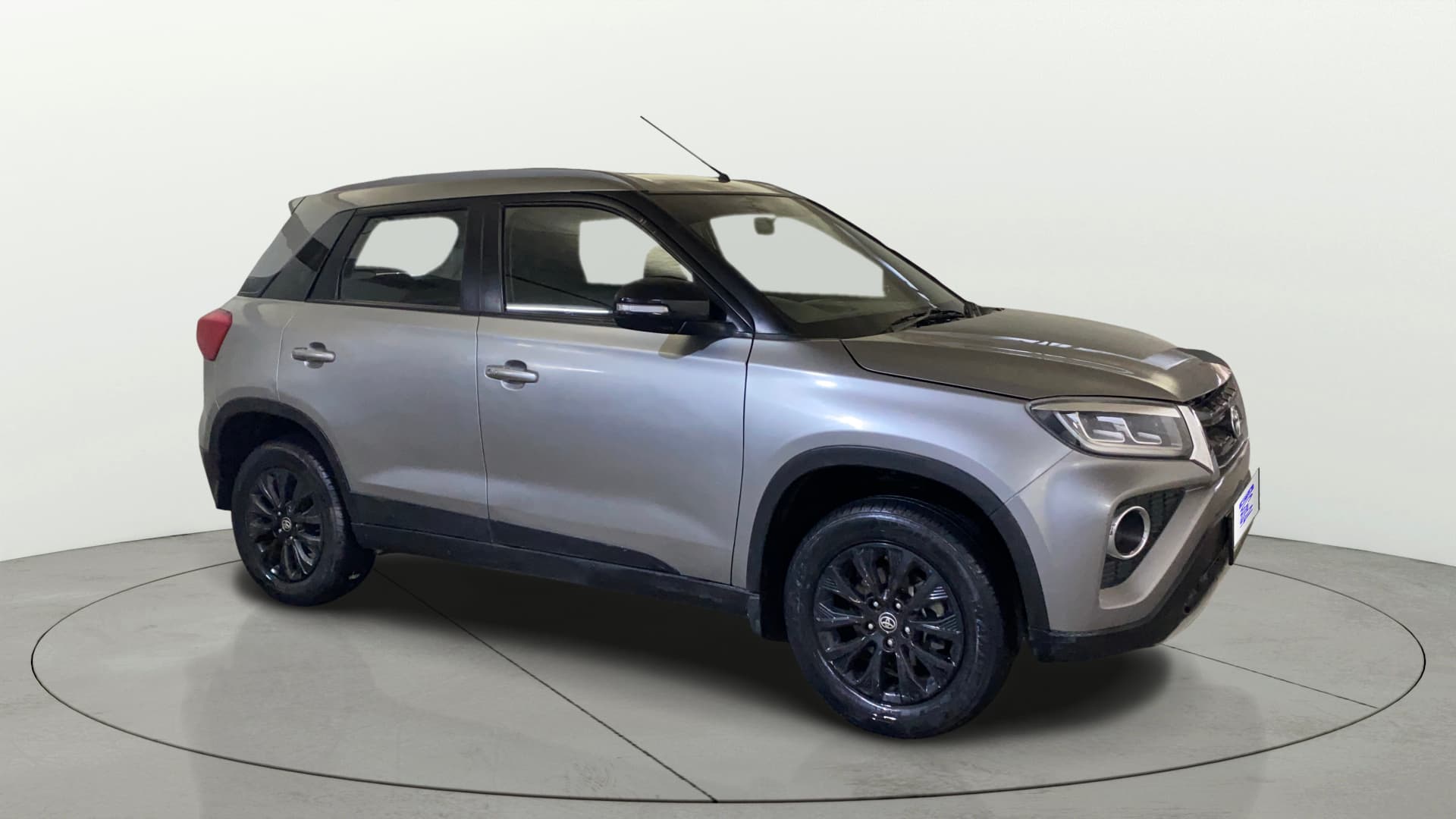 2022 HIGH GRADE MT — ₹7.01L on Cars24