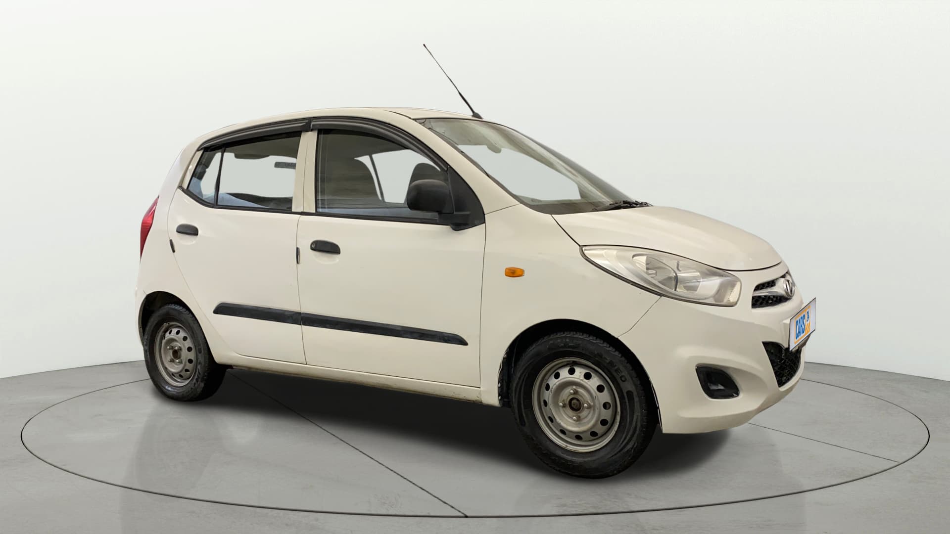 2015 MAGNA 1.1 — ₹1.73L on Cars24