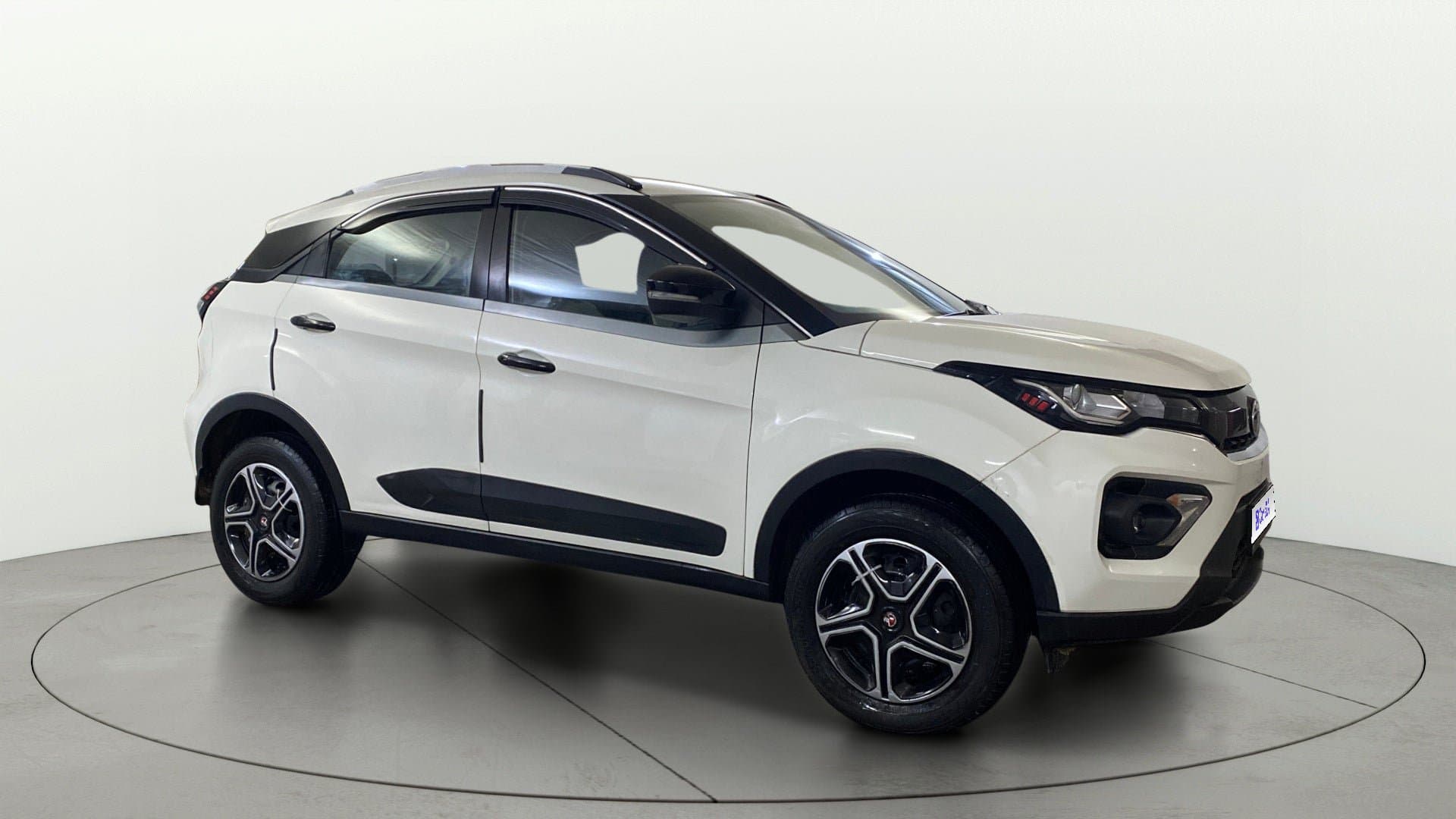 2022 XE PETROL — ₹5.20L on Cars24