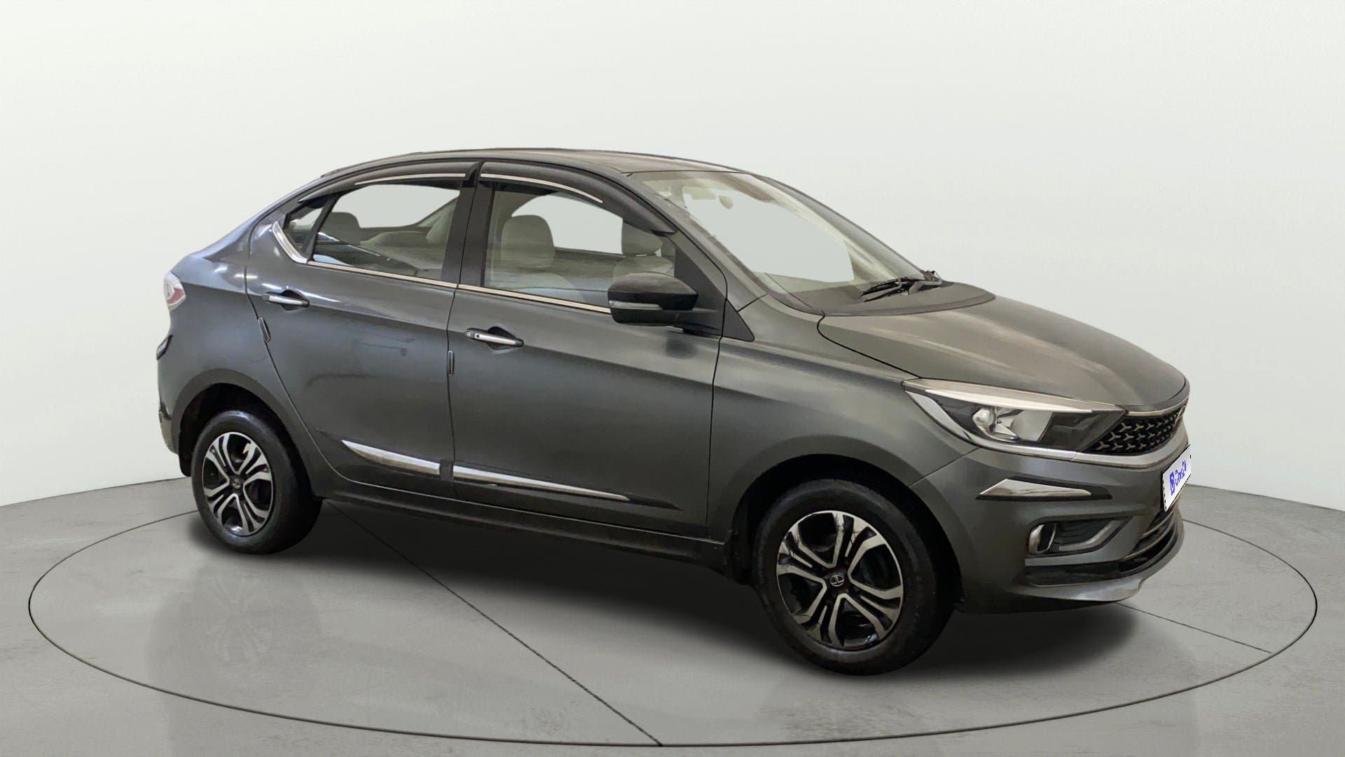 2022 XZ PLUS CNG LEATHERETTE PACK — ₹4.70L on Cars24