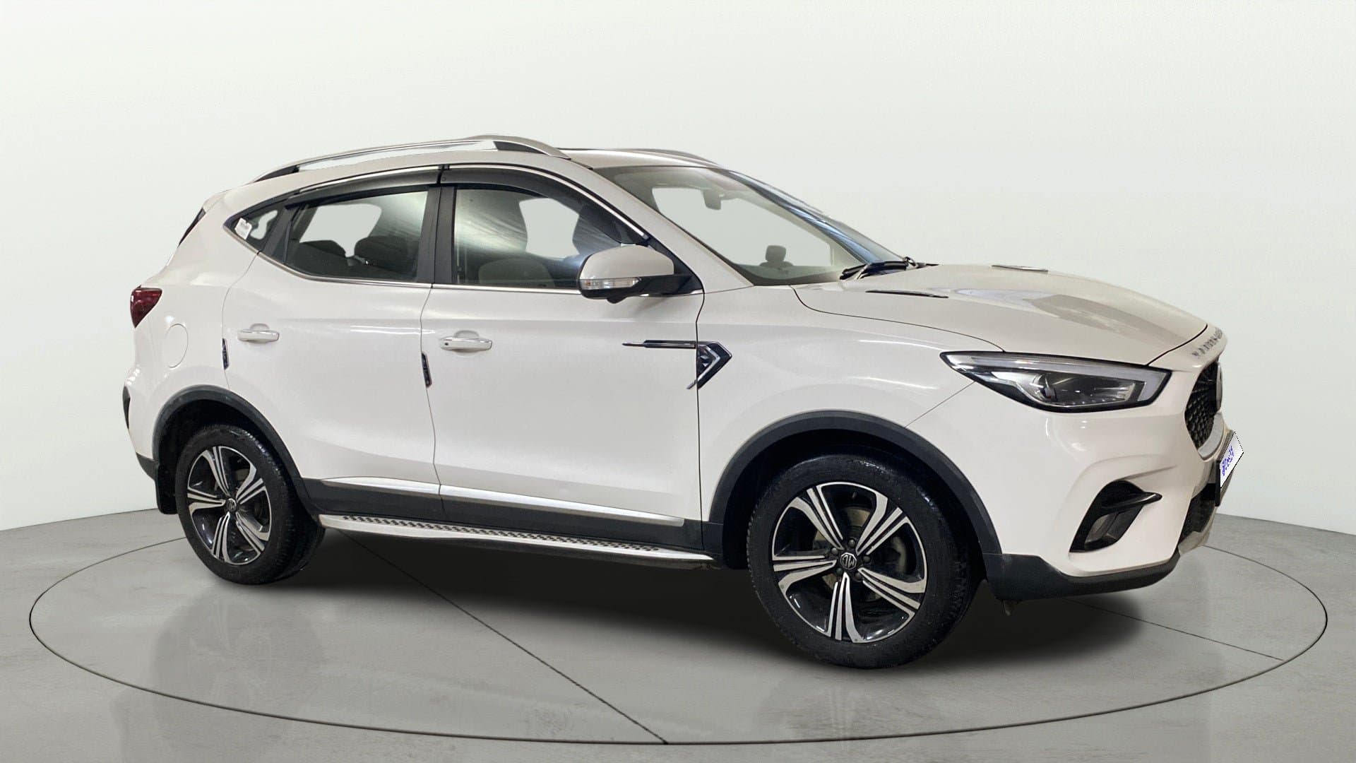 2022 SHARP 1.5 MT — ₹8.57L on Cars24