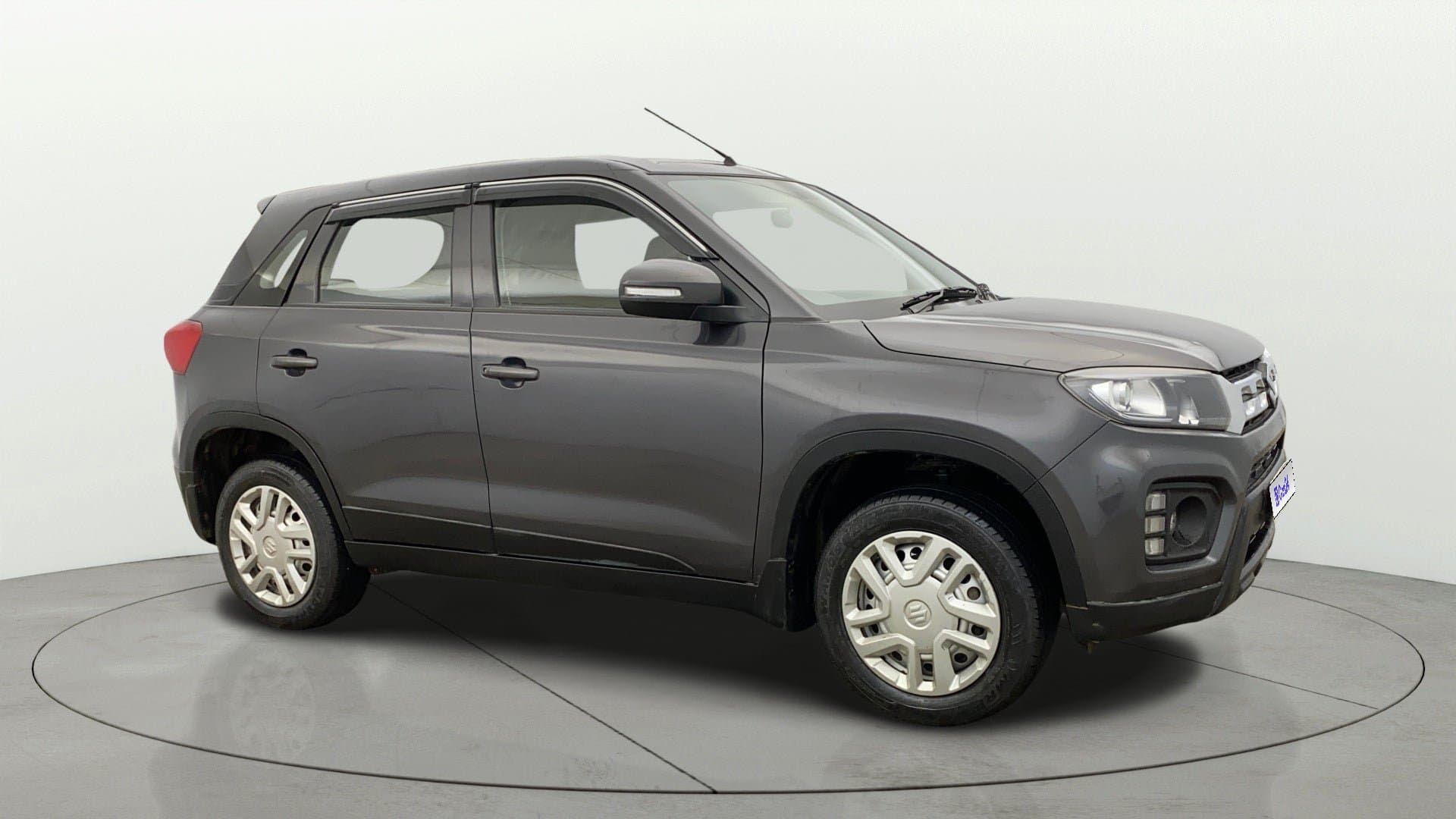 2022 LXI — ₹5.65L on Cars24