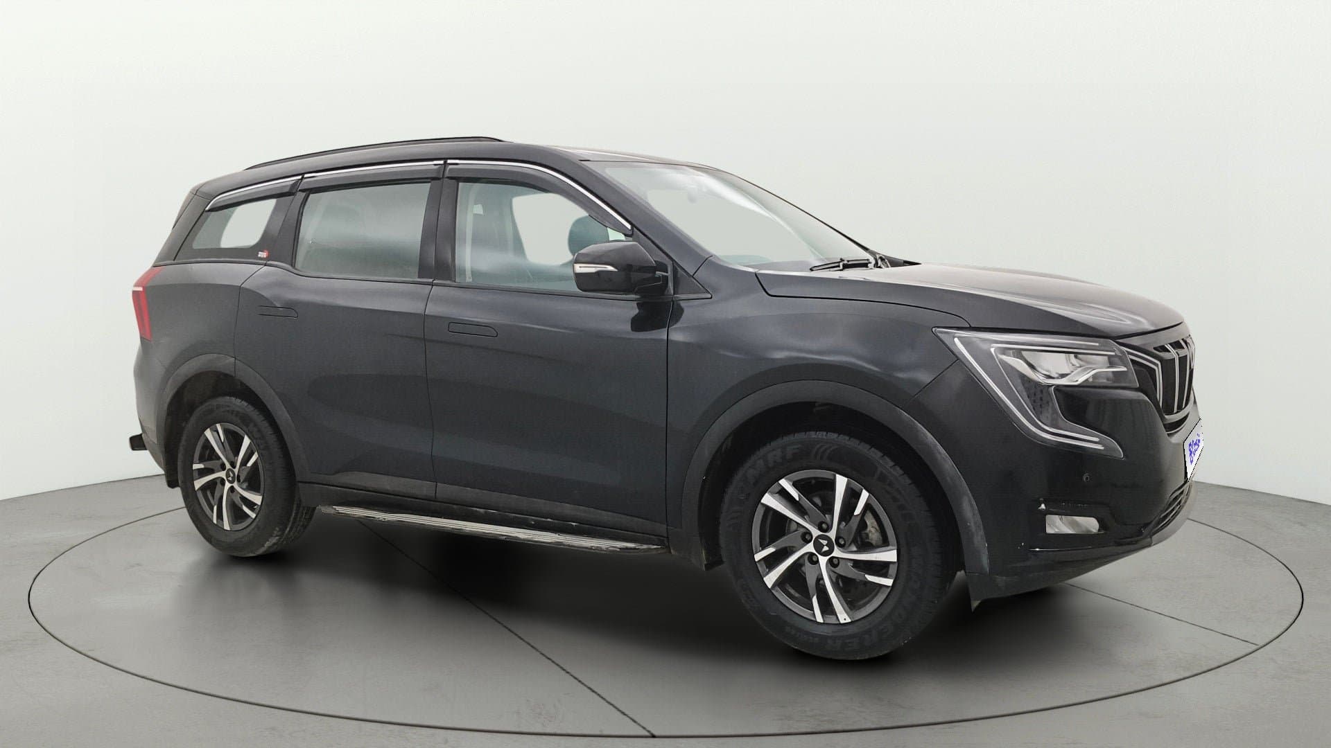 2024 Mahindra Xuv700 — used car price guide