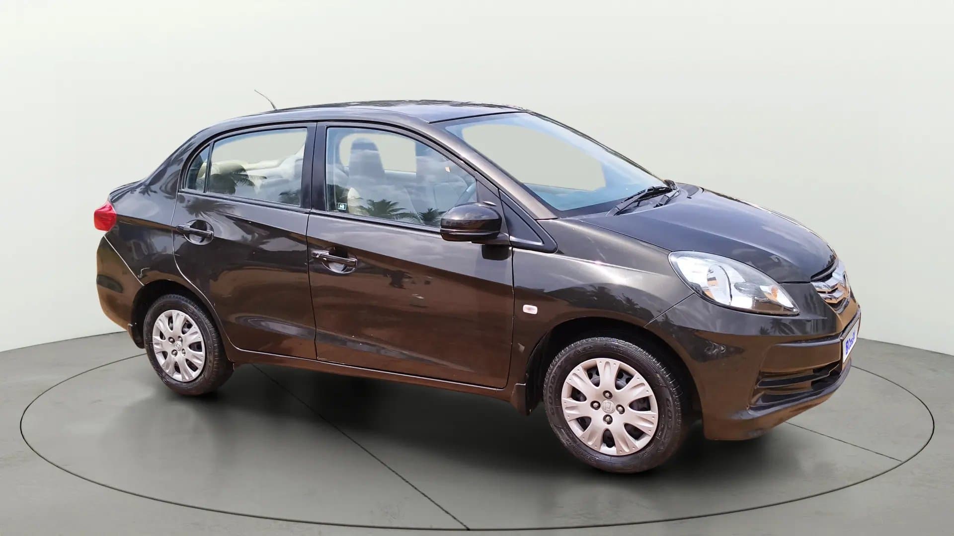 2015 1.2L I-VTEC S AT — ₹3.67L on Cars24