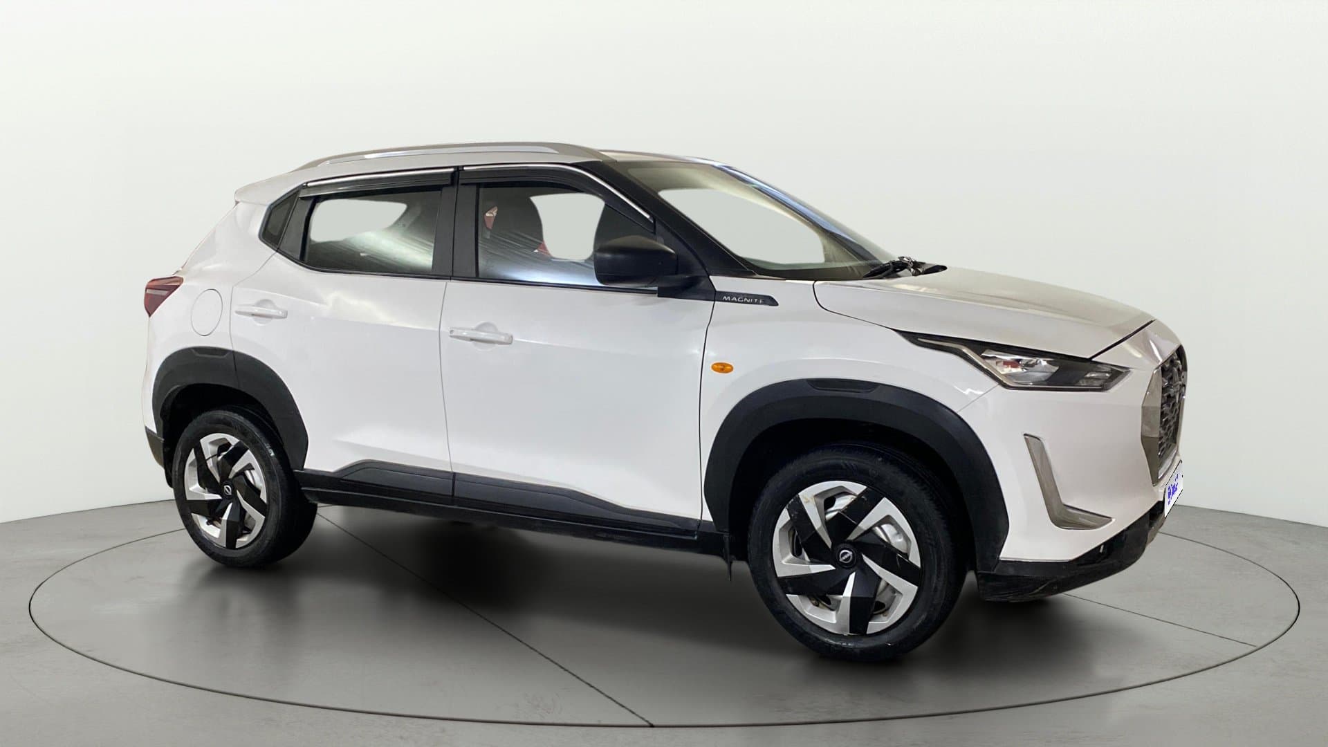 2024 XE — ₹5.23L on Cars24