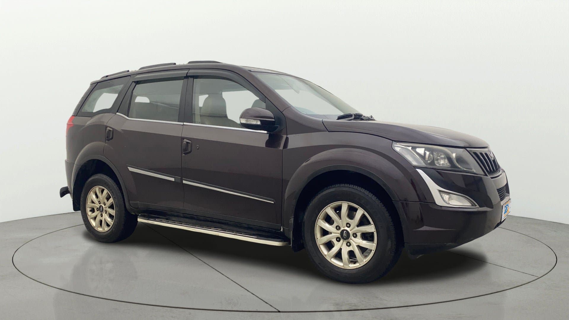 2016 Mahindra XUV500 W10 — used car price guide