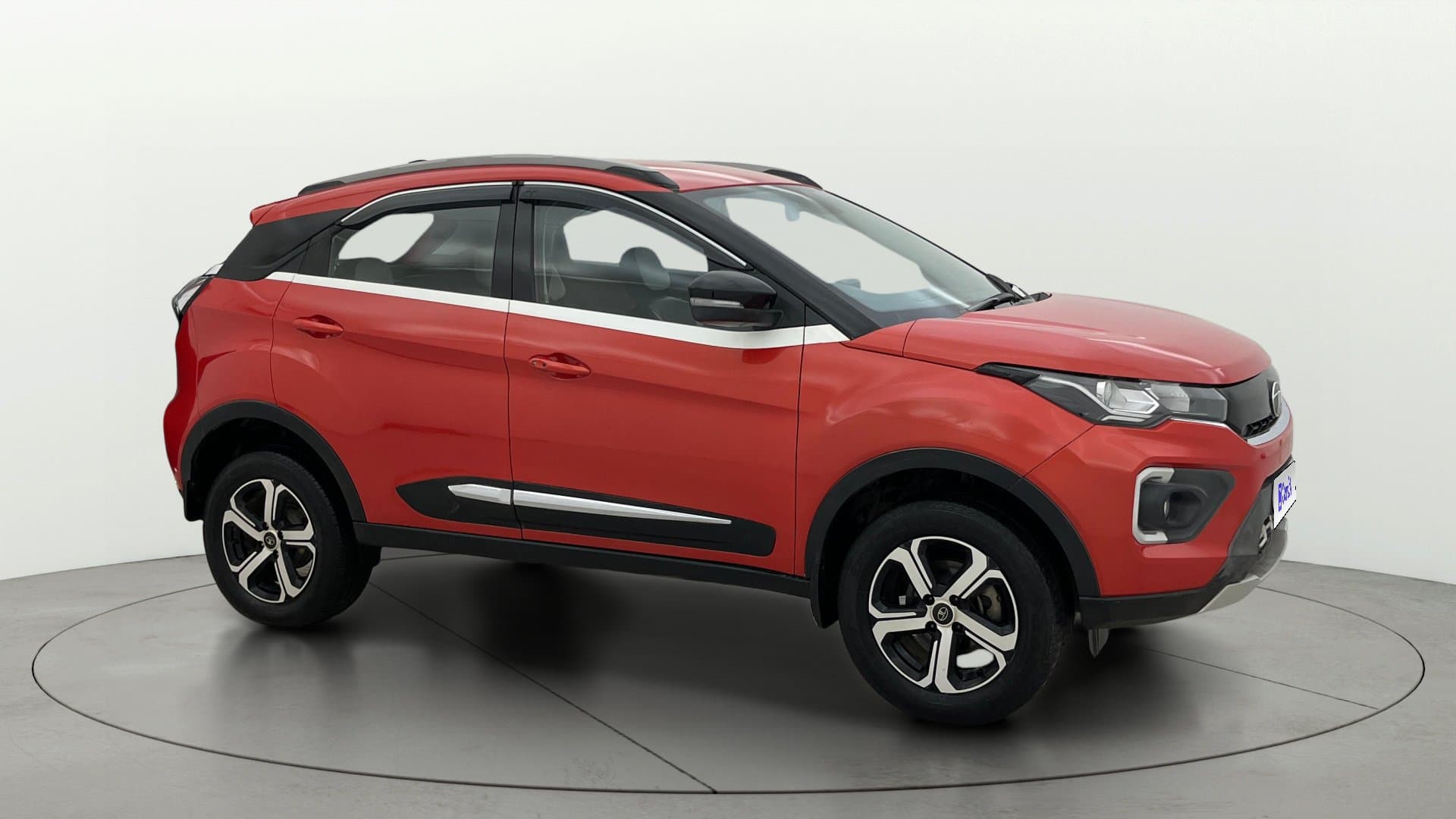 2022 XZ PLUS PETROL — ₹7.85L on Cars24