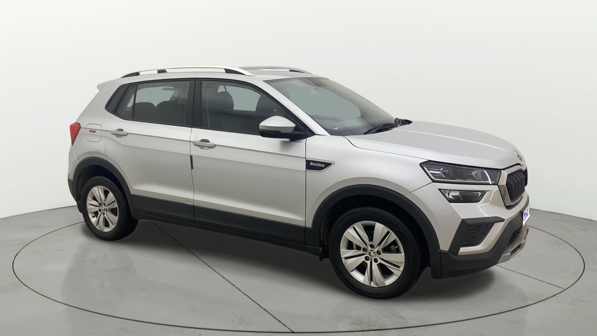 2021 AMBITION 1.0L TSI MT — ₹6.61L on Cars24
