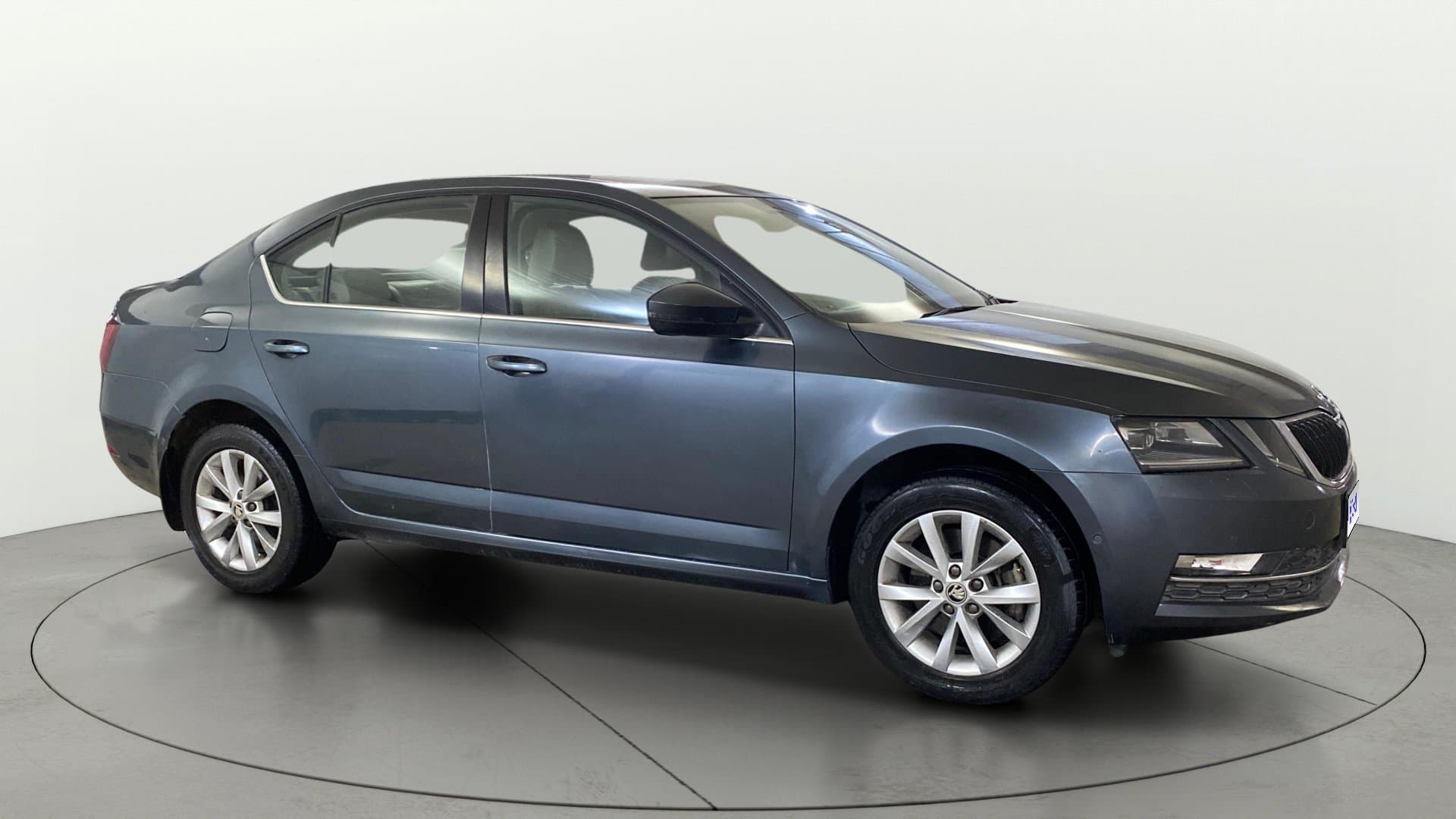 2018 L&K 1.8 TSI AT — ₹8.60L on Cars24