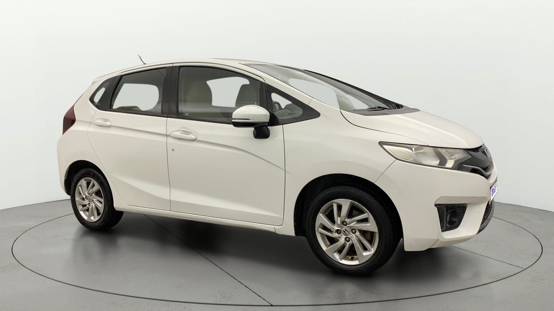 2015 1.2L I-VTEC V — ₹3.04L on Cars24