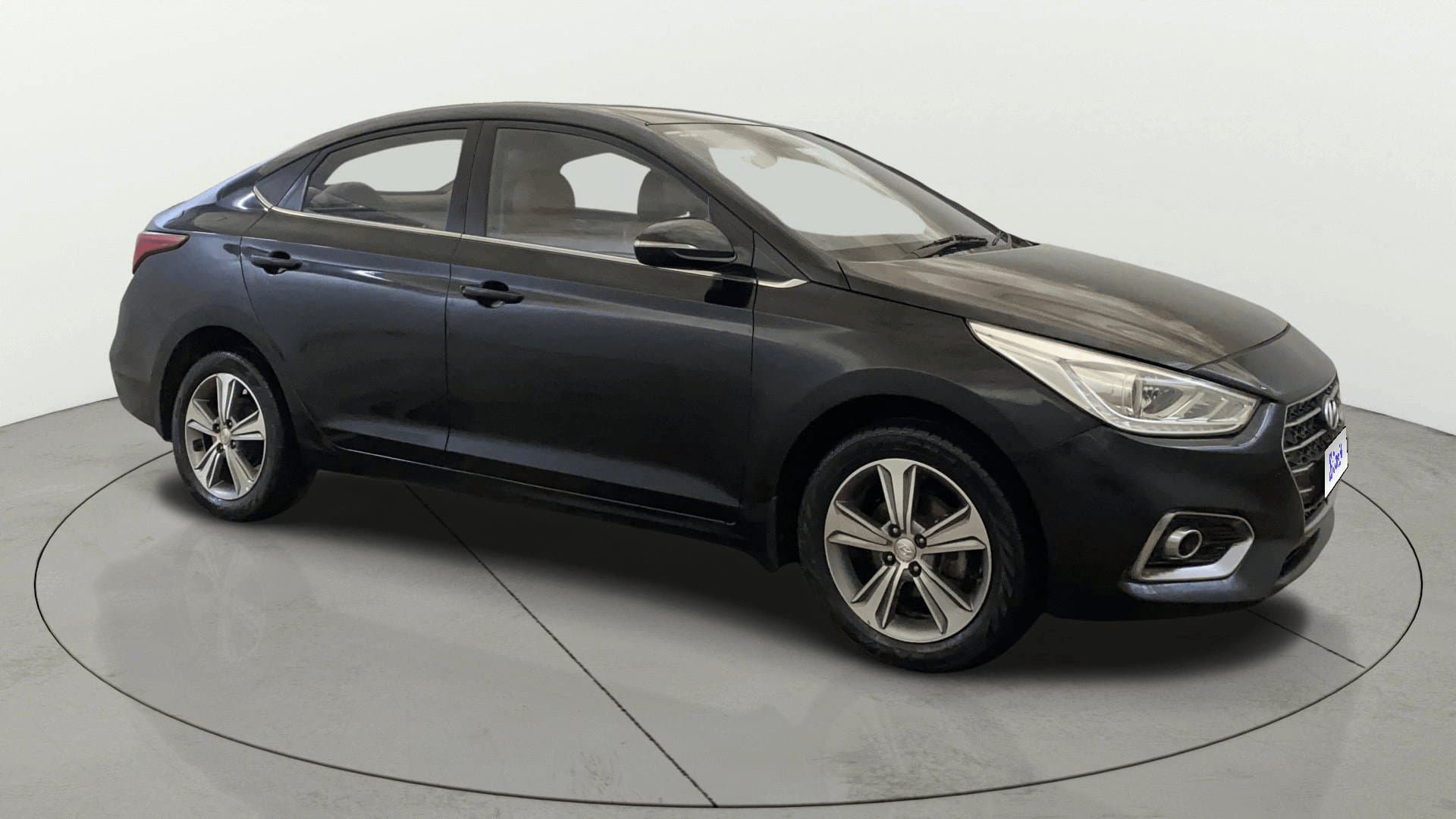 2017 1.6 VTVT SX — ₹4.59L on Cars24