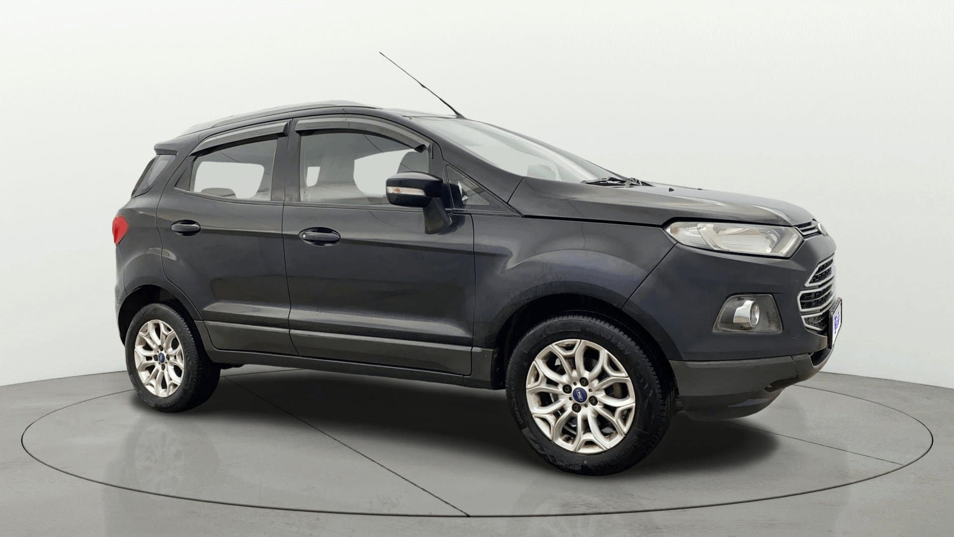 2015 TITANIUM 1.5L PETROL AT — ₹3.28L on Cars24