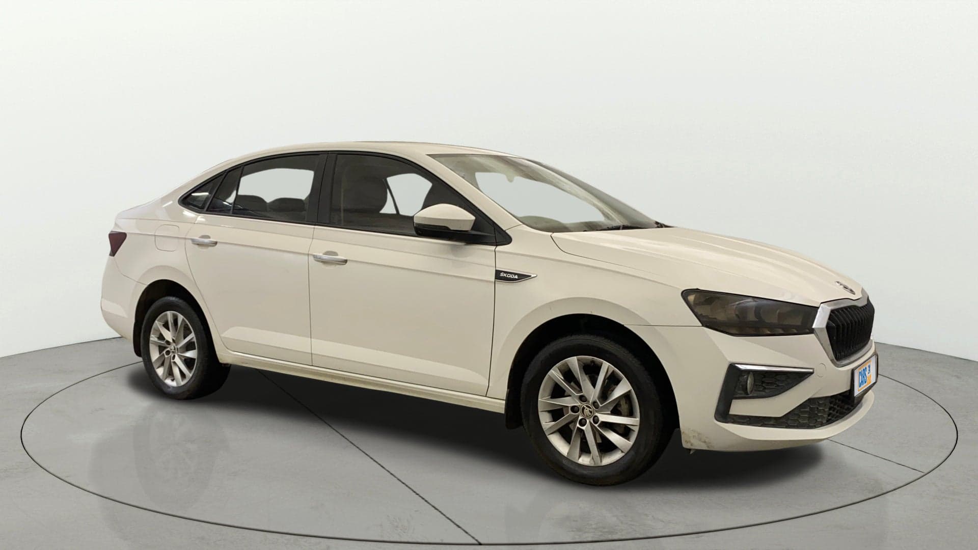 2022 AMBITION 1.0L TSI MT — ₹8.04L on Cars24