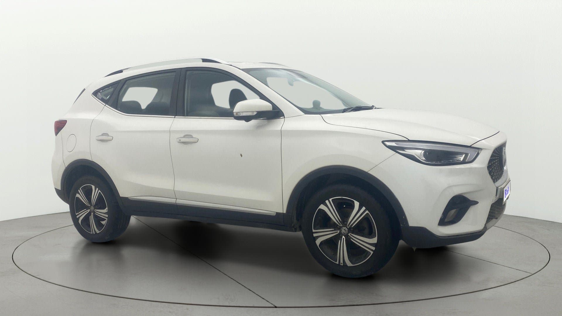 2022 SHARP 1.5 MT — ₹9.50L on Cars24
