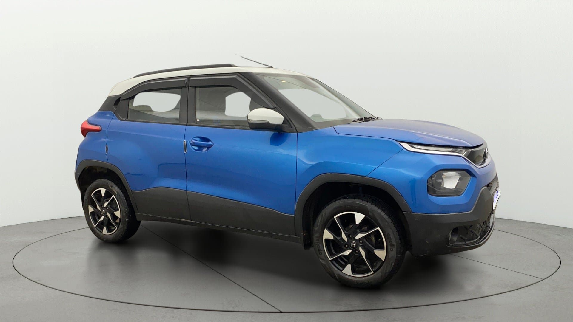 2021 CREATIVE AMT — ₹5.43L on Cars24