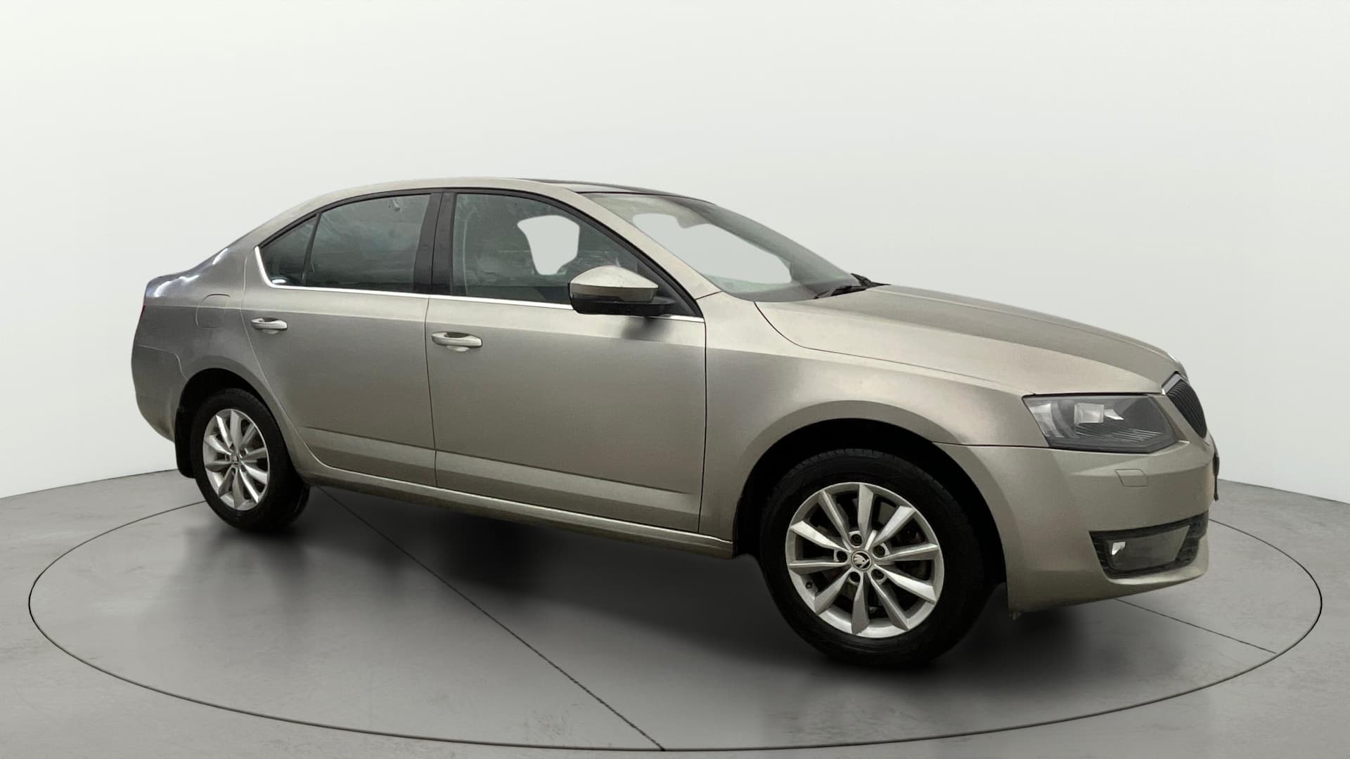 2017 STYLE PLUS AT 1.8 TSI — ₹8.30L on Cars24