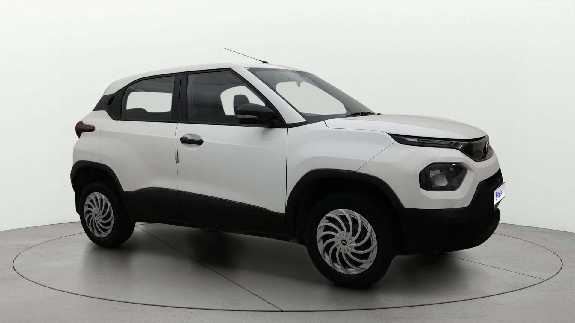 2022 PURE MT — ₹5.35L on Cars24