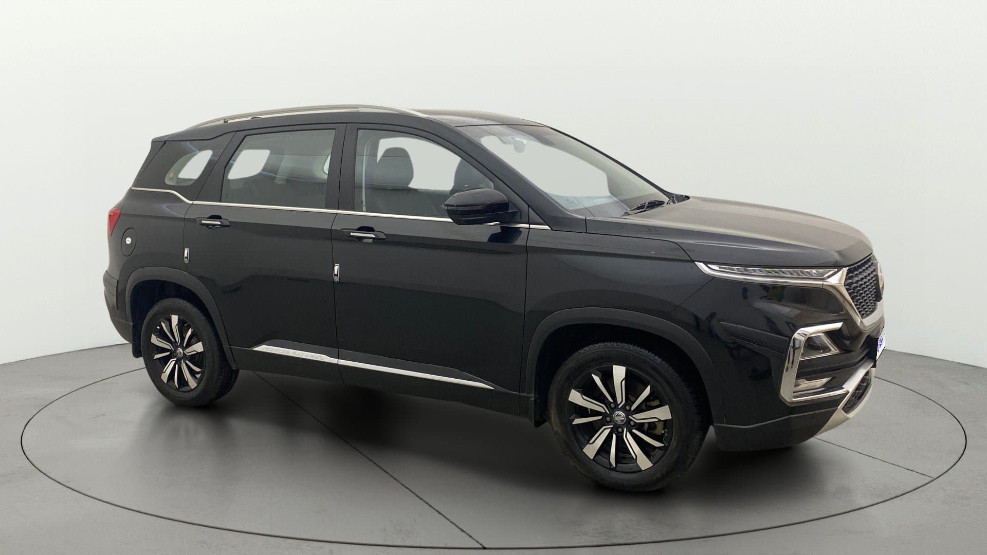 2019 SHARP HYBRID 1.5 PETROL — ₹9.81L on Cars24