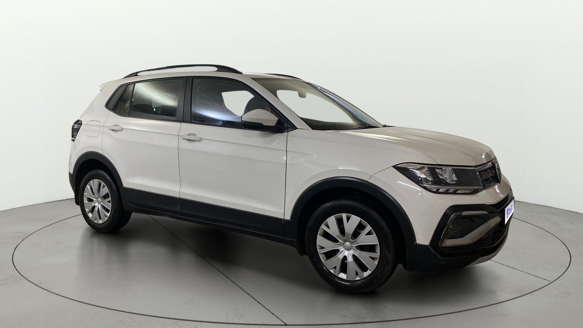 2023 COMFORTLINE 1.0 TSI MT — ₹8.14L on Cars24
