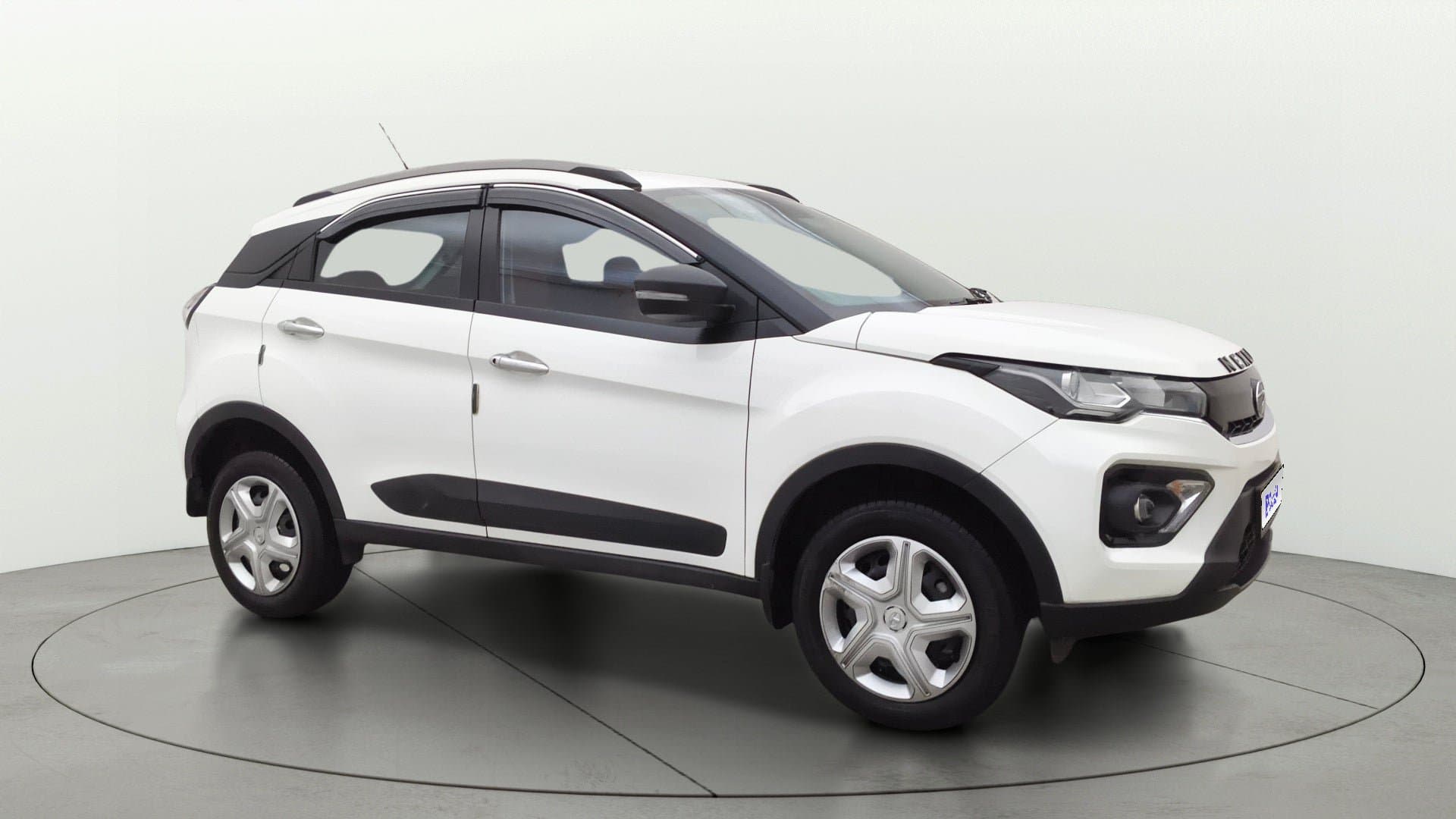 2023 XM PETROL — ₹8.25L on Cars24