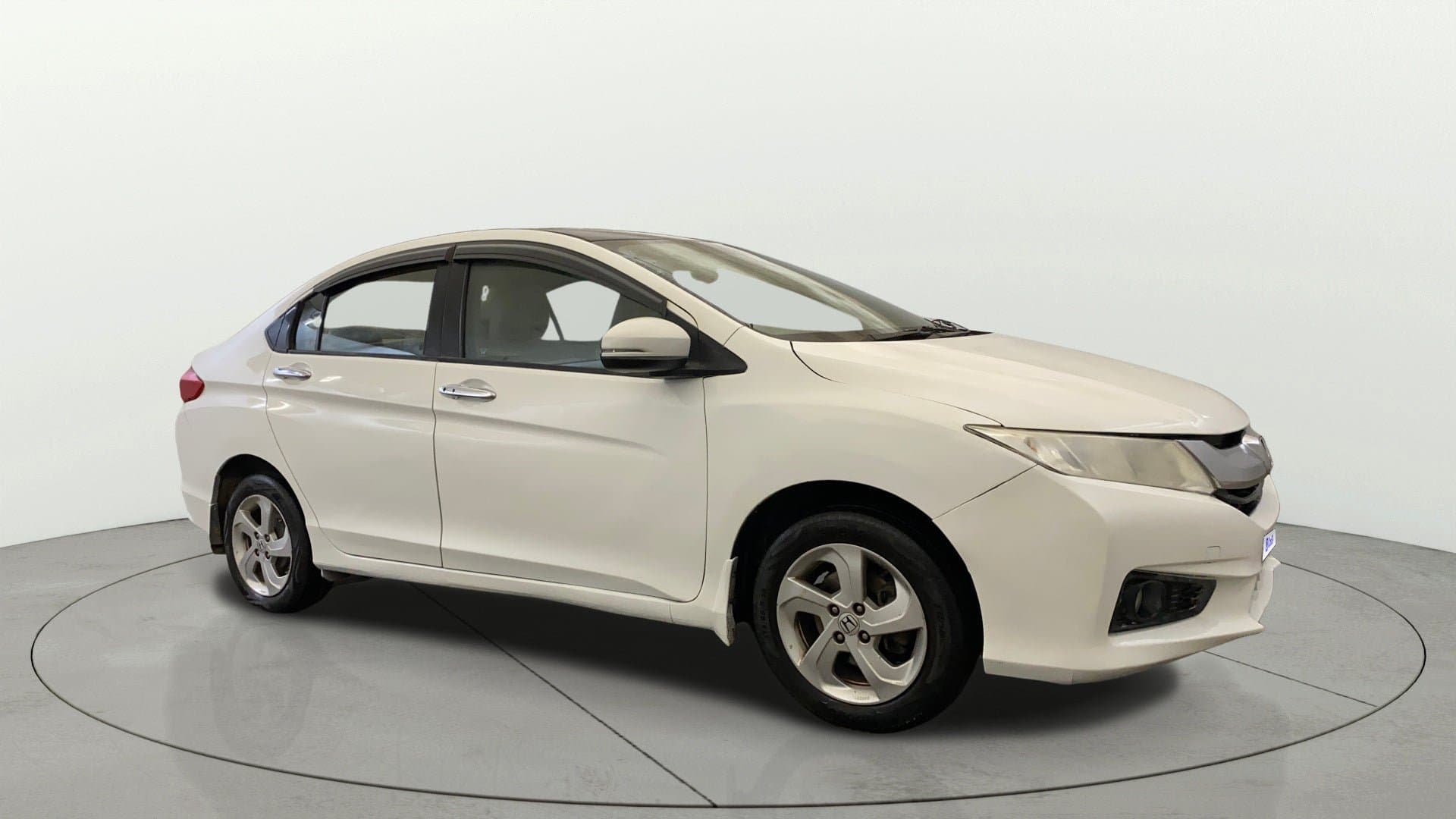 2015 1.5L I-VTEC VX CVT — ₹3.92L on Cars24