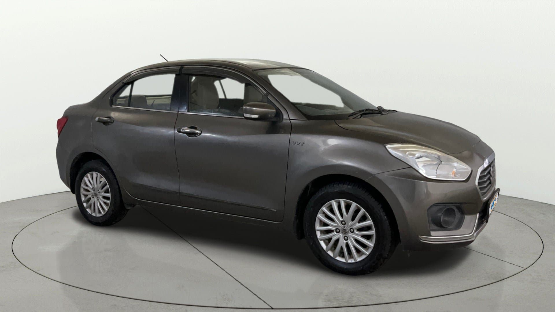 2018 ZXI — ₹3.54L on Cars24